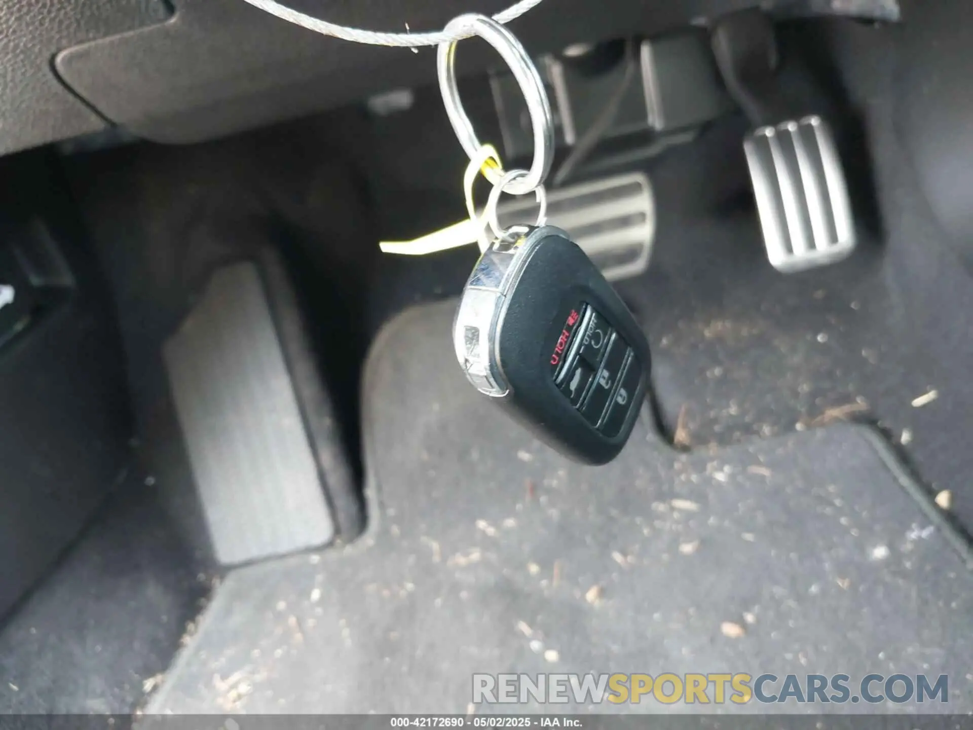 11 Photograph of a damaged car 19XFL1H88RE018350 HONDA CIVIC 2024