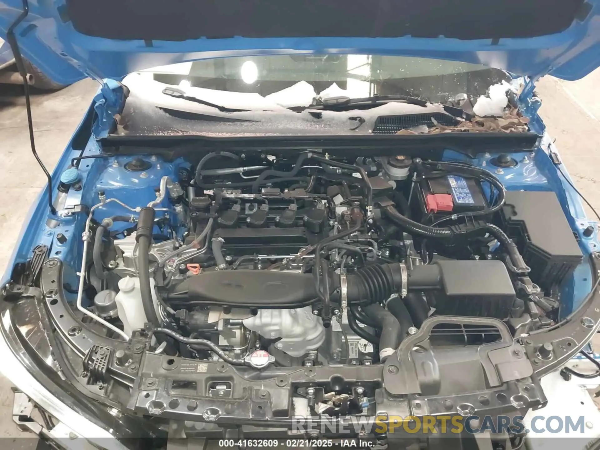 10 Photograph of a damaged car 19XFL1H88RE030403 HONDA CIVIC 2024