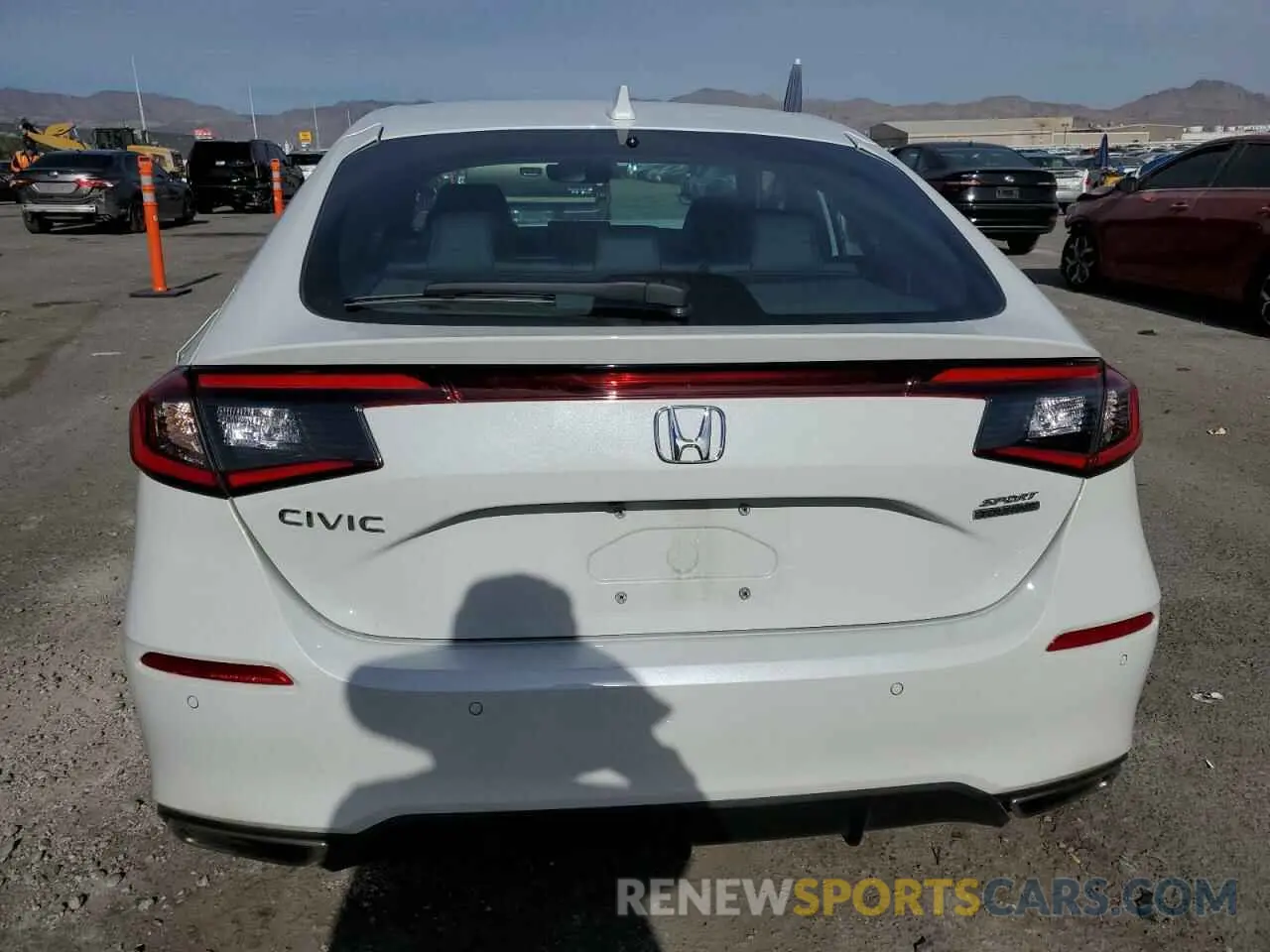 6 Photograph of a damaged car 19XFL1H89RE005588 HONDA CIVIC 2024