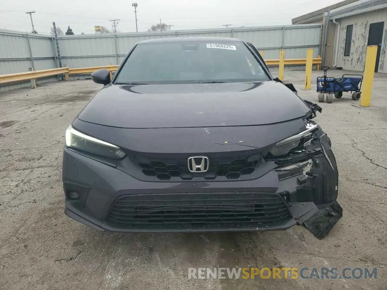 5 Photograph of a damaged car 19XFL1H89RE007468 HONDA CIVIC 2024