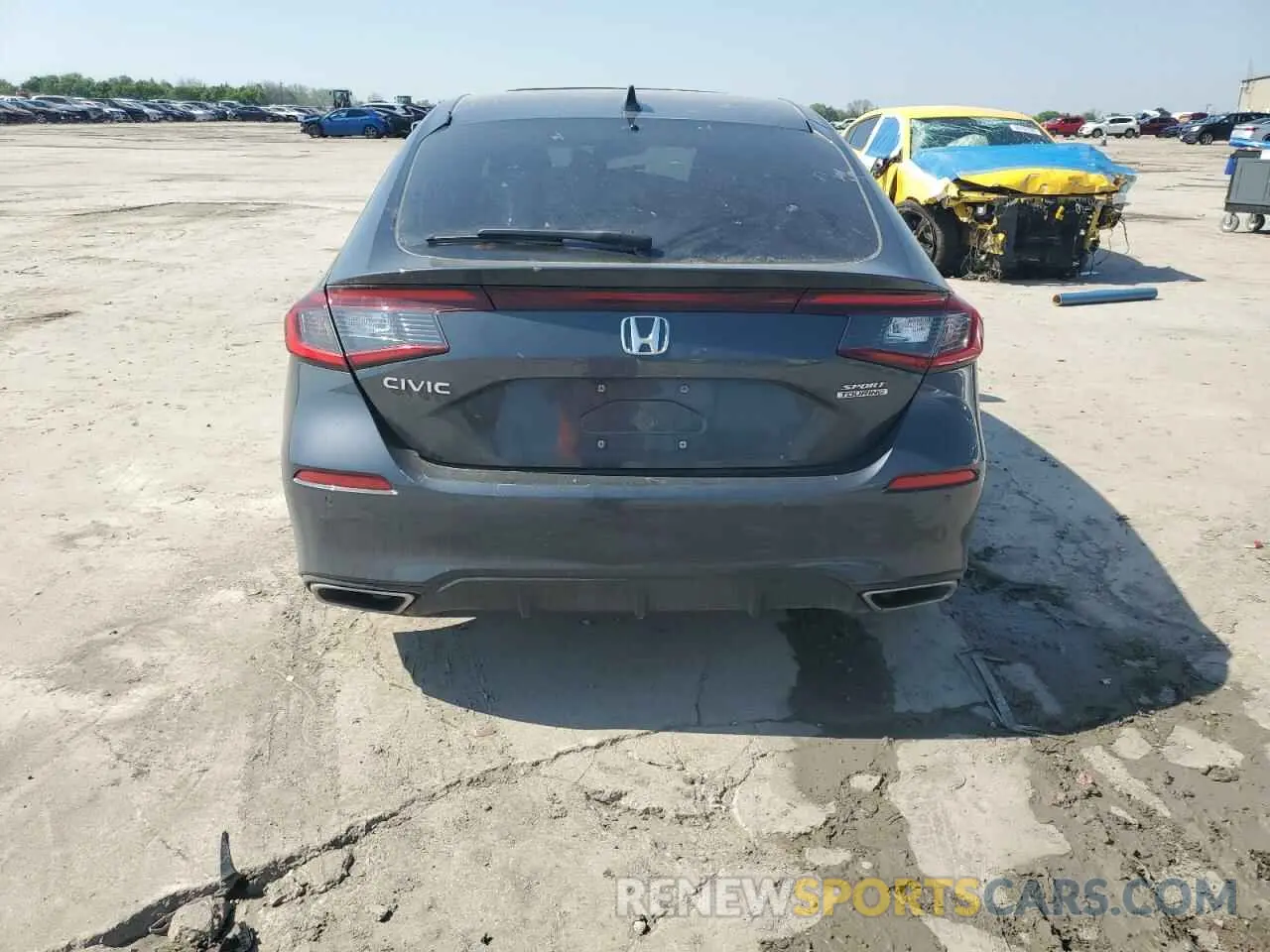 6 Photograph of a damaged car 19XFL1H89RE027395 HONDA CIVIC 2024