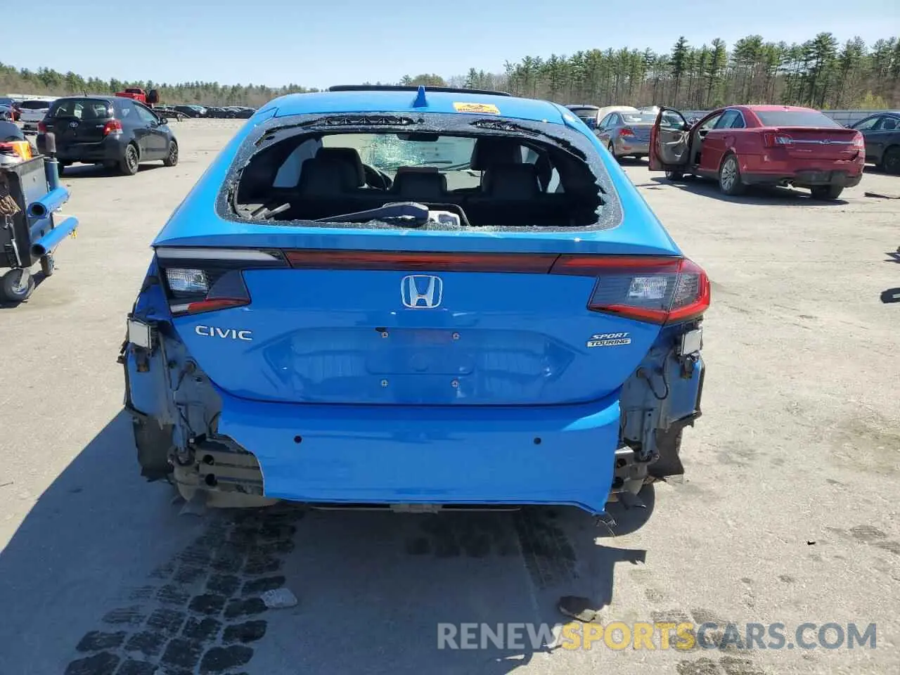 6 Photograph of a damaged car 19XFL1H89RE033231 HONDA CIVIC 2024
