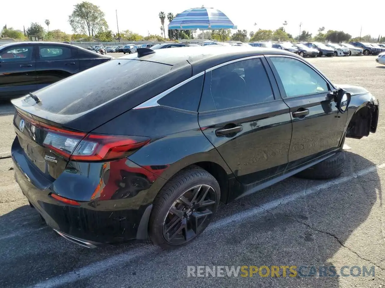 3 Photograph of a damaged car 19XFL1H8XRE015188 HONDA CIVIC 2024