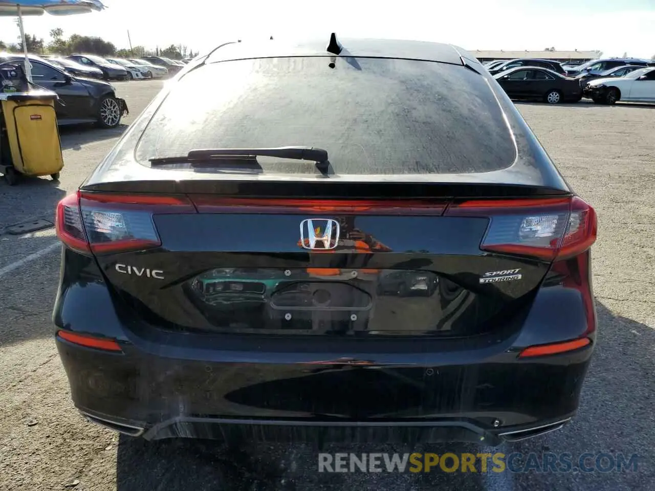 6 Photograph of a damaged car 19XFL1H8XRE015188 HONDA CIVIC 2024