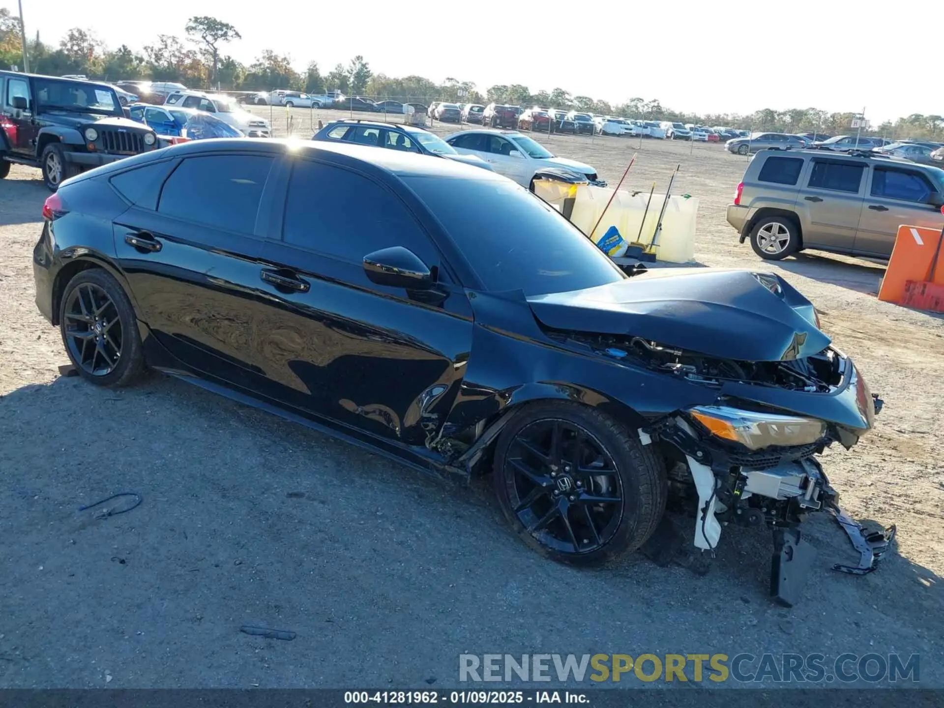 1 Photograph of a damaged car 19XFL2G81RE006533 HONDA CIVIC 2024