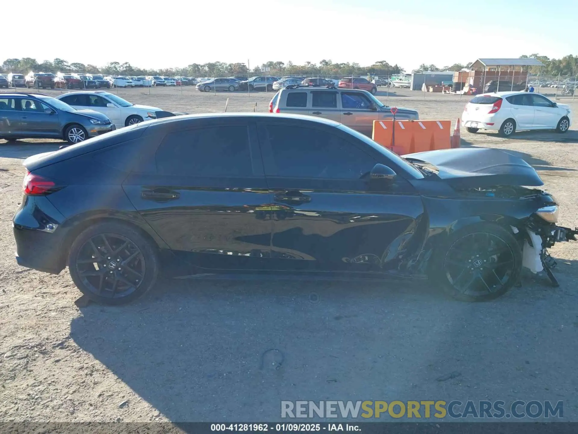 13 Photograph of a damaged car 19XFL2G81RE006533 HONDA CIVIC 2024