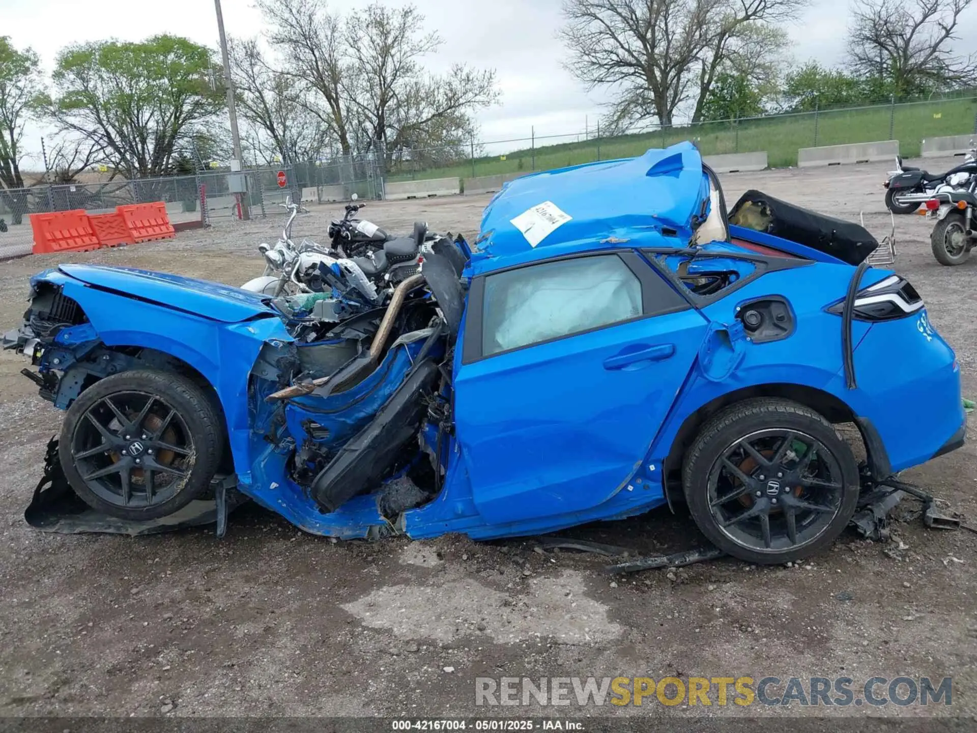 14 Photograph of a damaged car 19XFL2G81RE008458 HONDA CIVIC 2024
