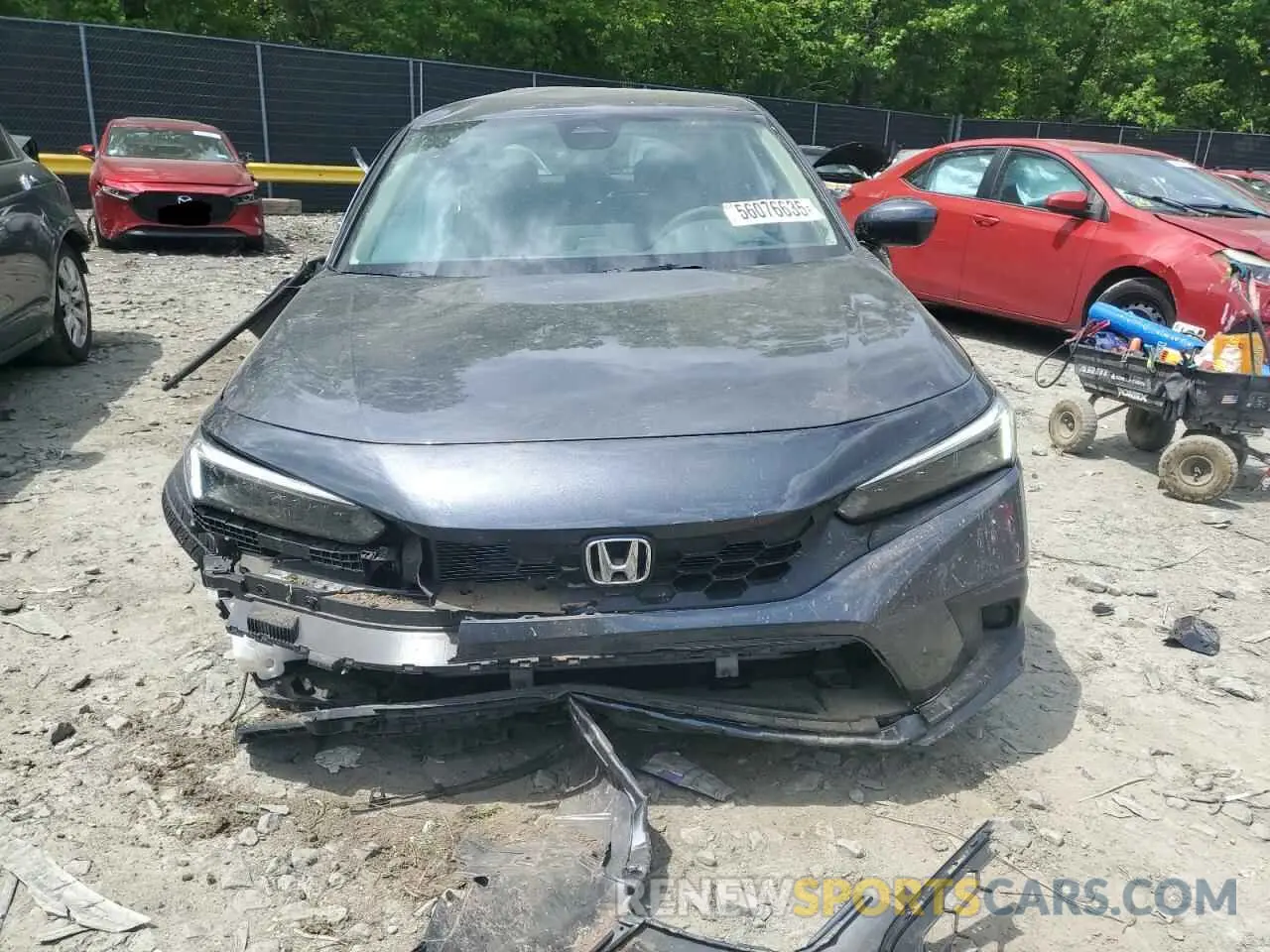 5 Photograph of a damaged car 19XFL2H52RE017237 HONDA CIVIC 2024