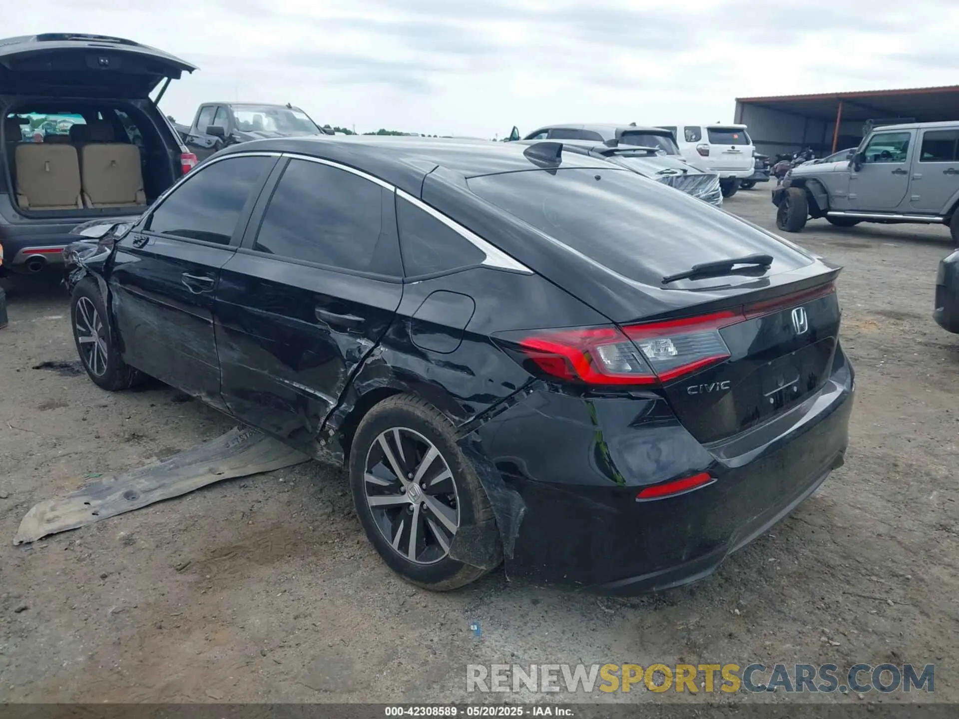 3 Photograph of a damaged car 19XFL2H54RE011021 HONDA CIVIC 2024