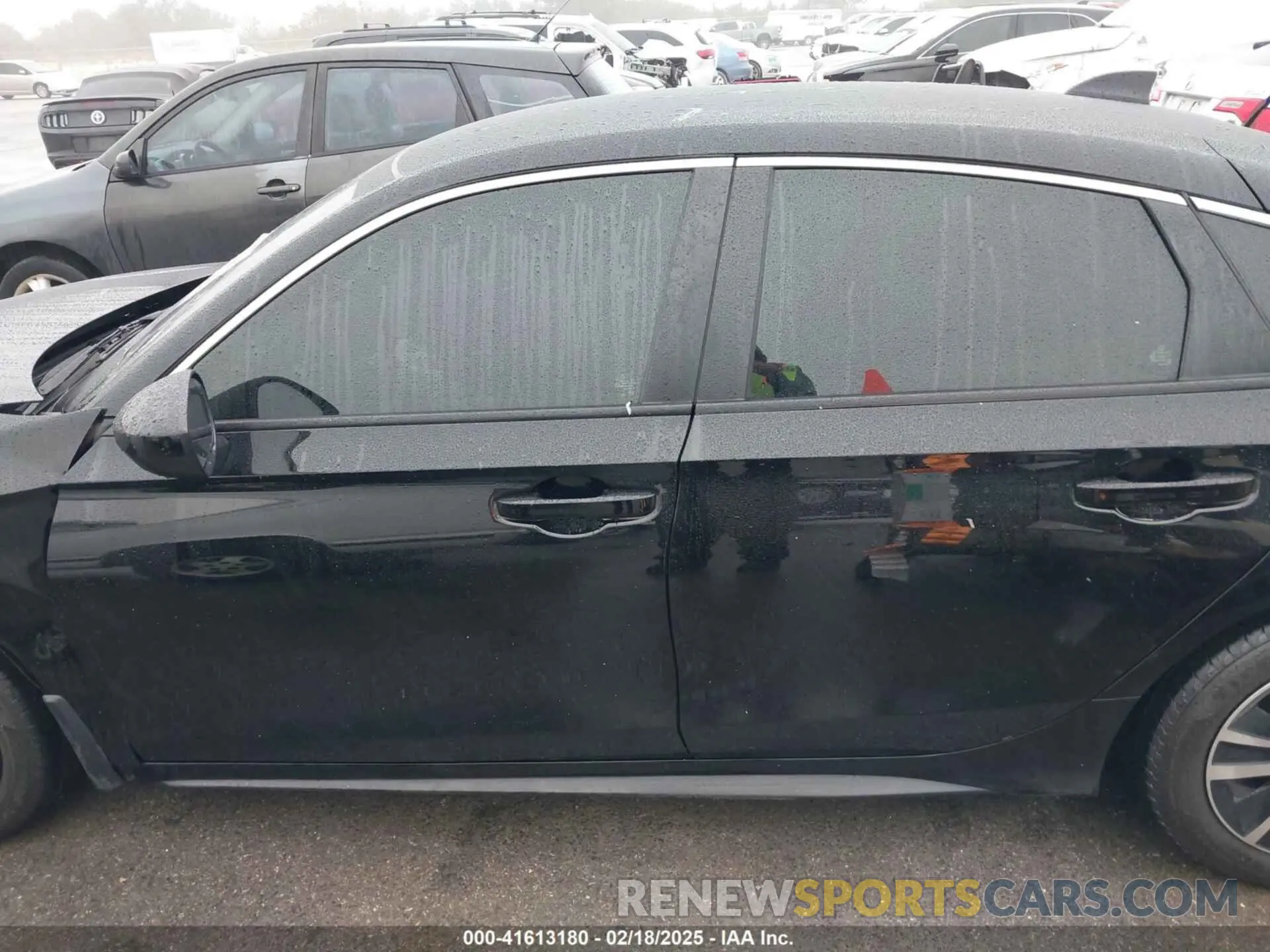14 Photograph of a damaged car 19XFL2H55RE008113 HONDA CIVIC 2024