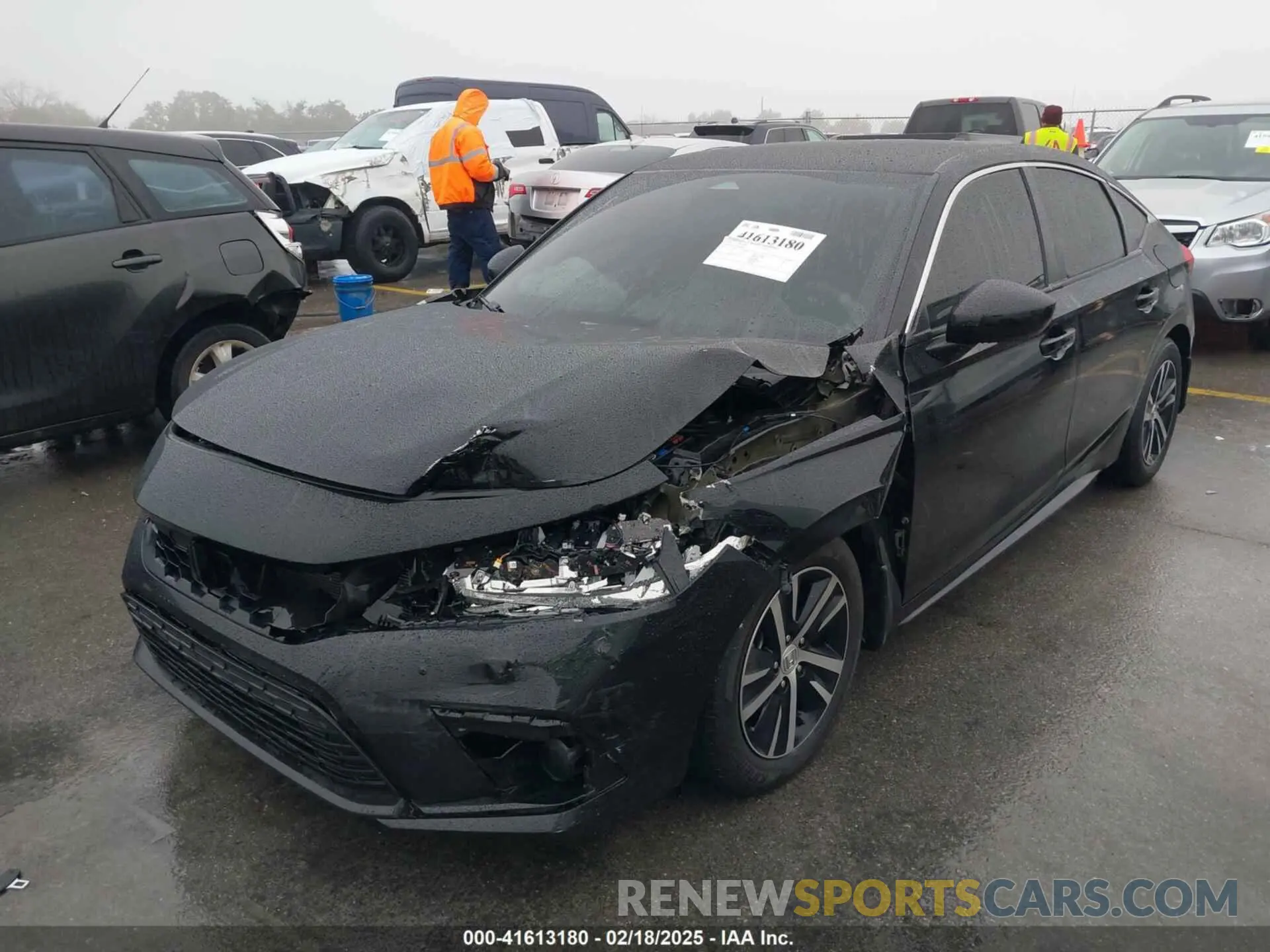 2 Photograph of a damaged car 19XFL2H55RE008113 HONDA CIVIC 2024