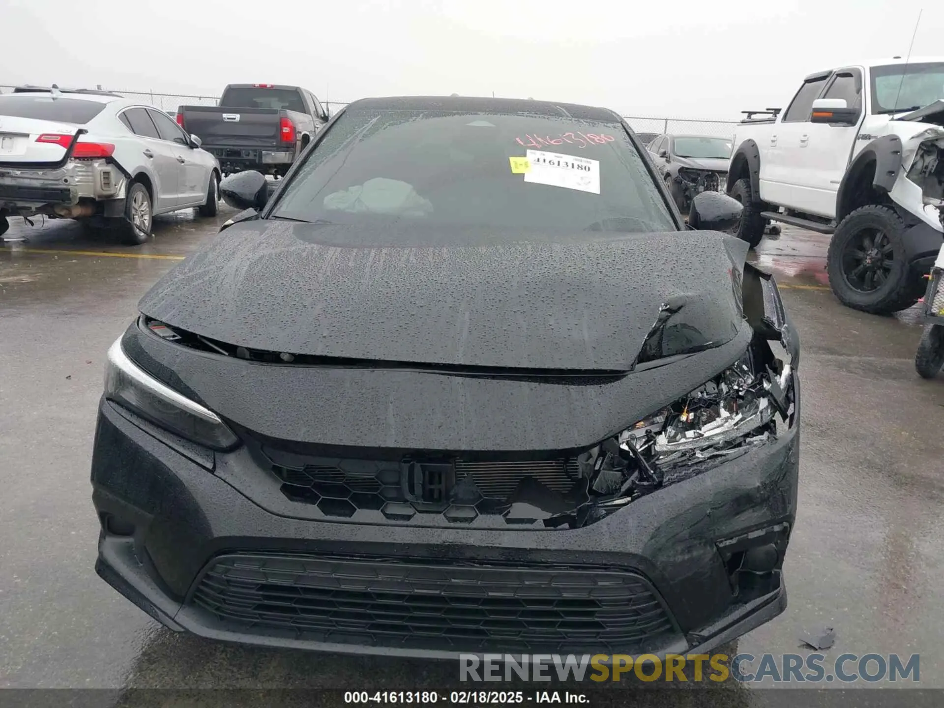 6 Photograph of a damaged car 19XFL2H55RE008113 HONDA CIVIC 2024