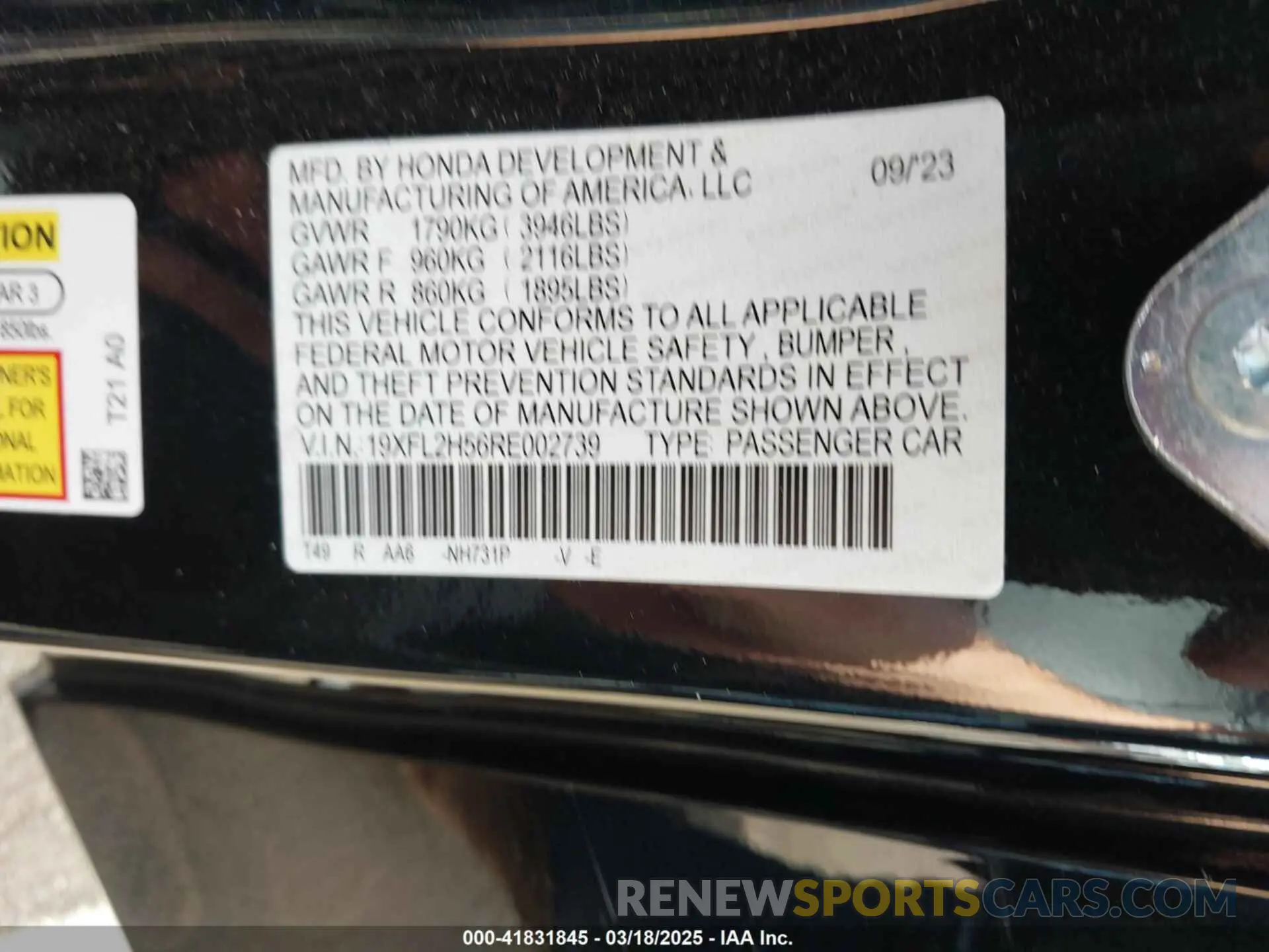 9 Photograph of a damaged car 19XFL2H56RE002739 HONDA CIVIC 2024