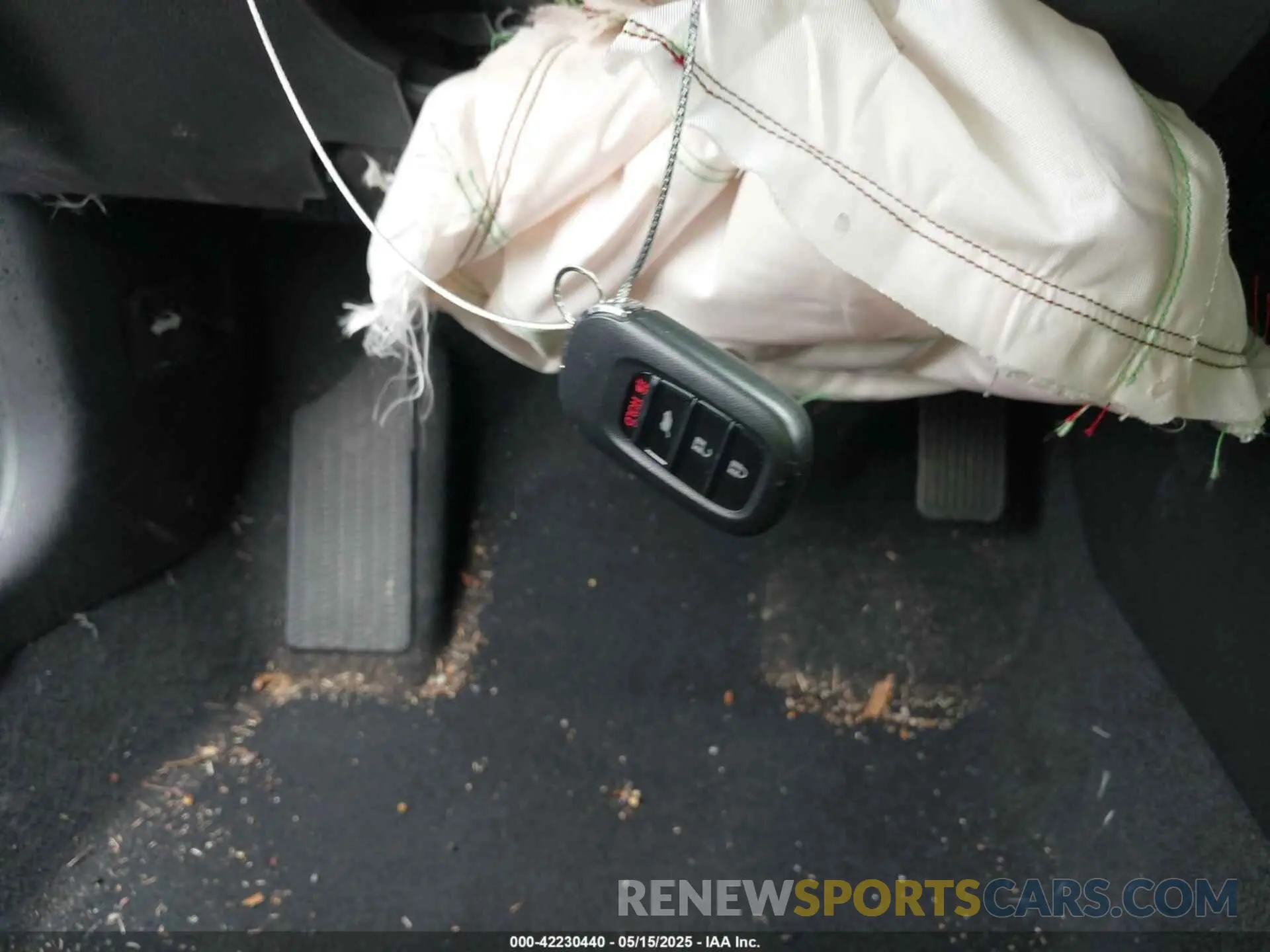 11 Photograph of a damaged car 19XFL2H57RE010719 HONDA CIVIC 2024