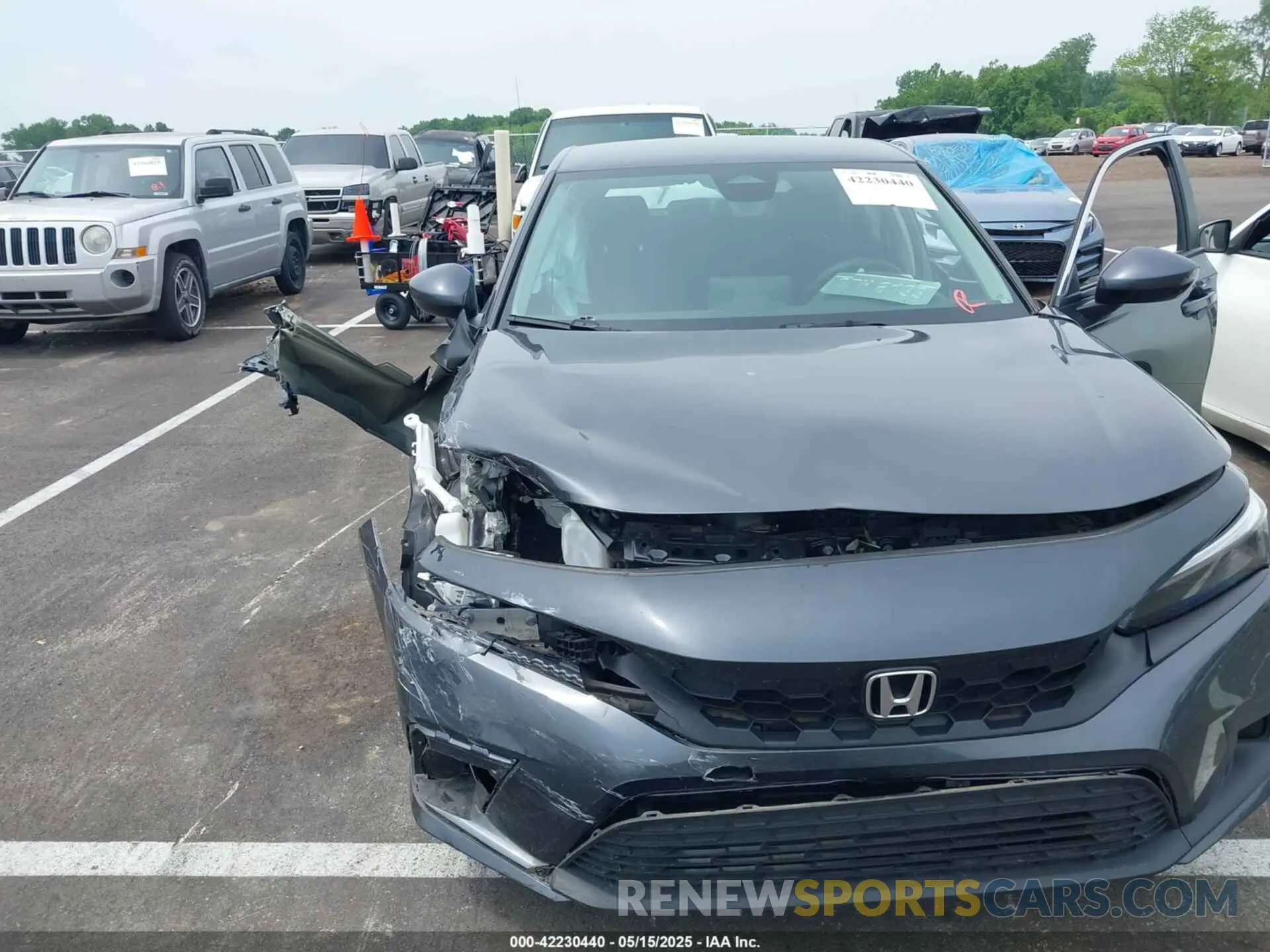 6 Photograph of a damaged car 19XFL2H57RE010719 HONDA CIVIC 2024
