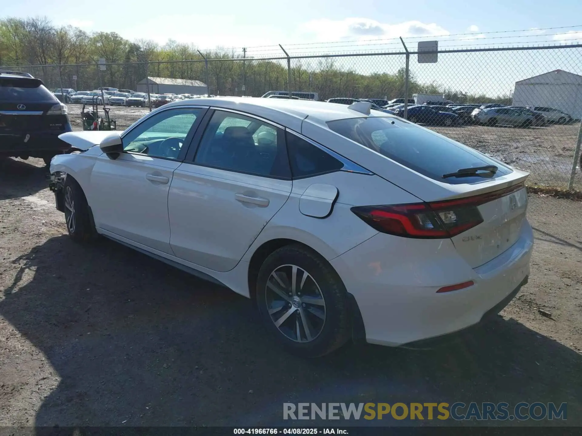 3 Photograph of a damaged car 19XFL2H57RE033448 HONDA CIVIC 2024