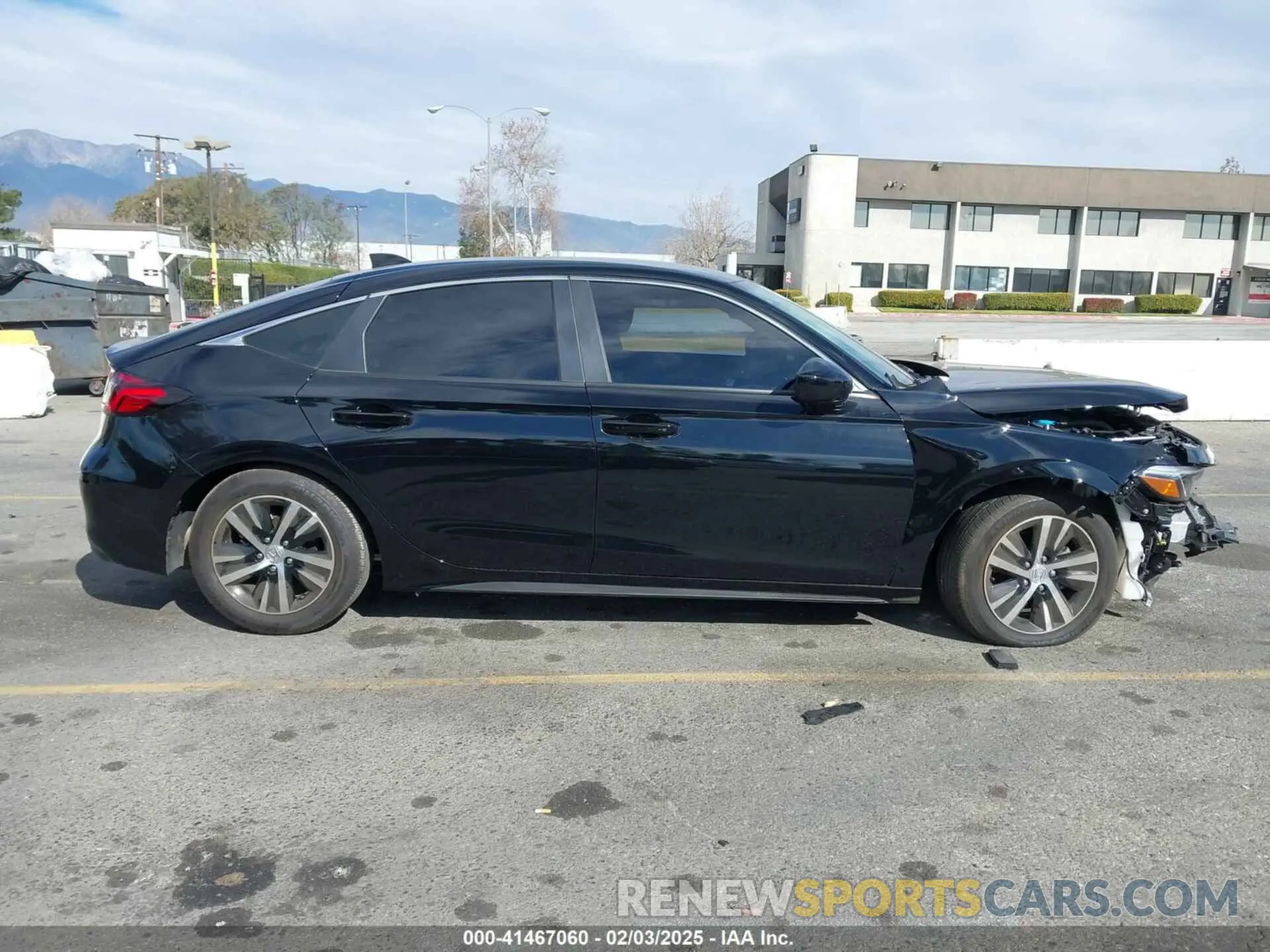 13 Photograph of a damaged car 19XFL2H57RE040125 HONDA CIVIC 2024