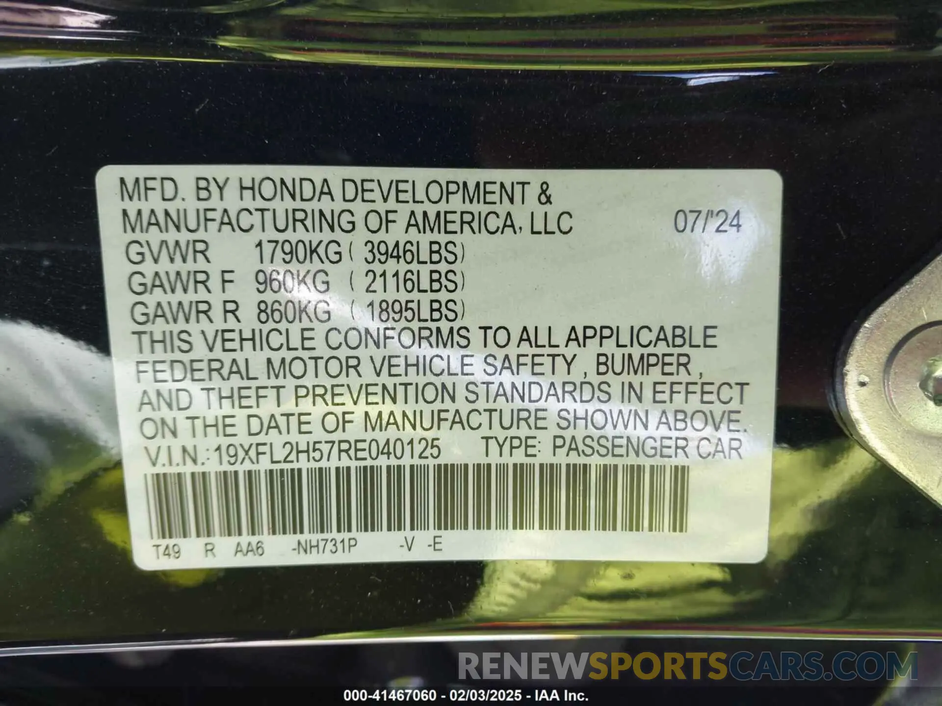 9 Photograph of a damaged car 19XFL2H57RE040125 HONDA CIVIC 2024