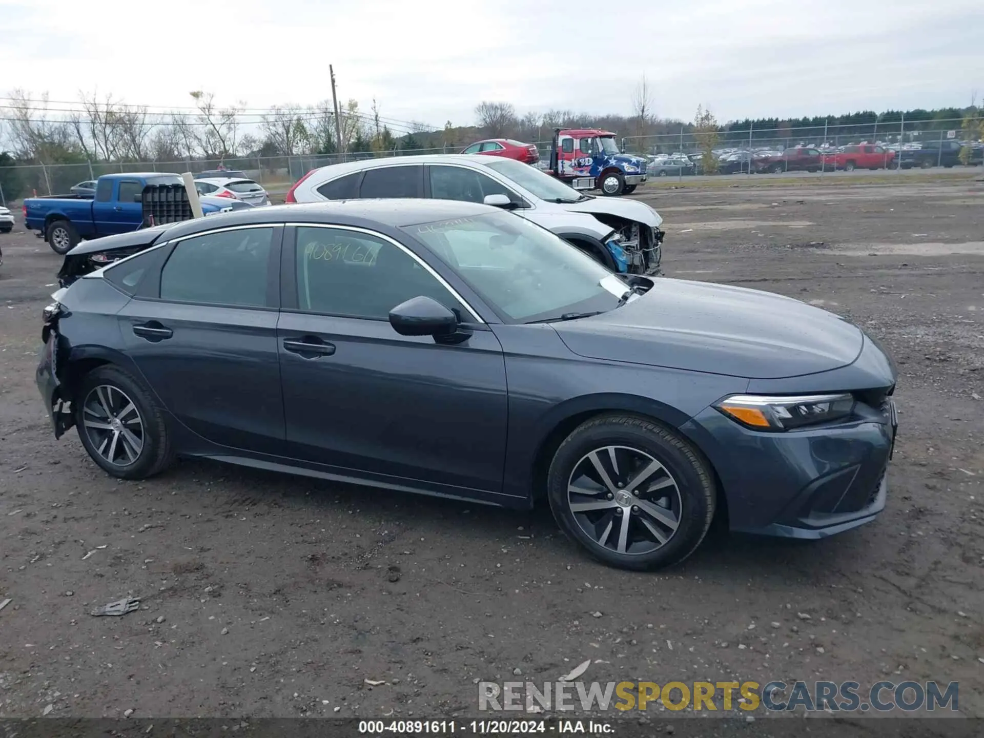 13 Photograph of a damaged car 19XFL2H58RE004931 HONDA CIVIC 2024