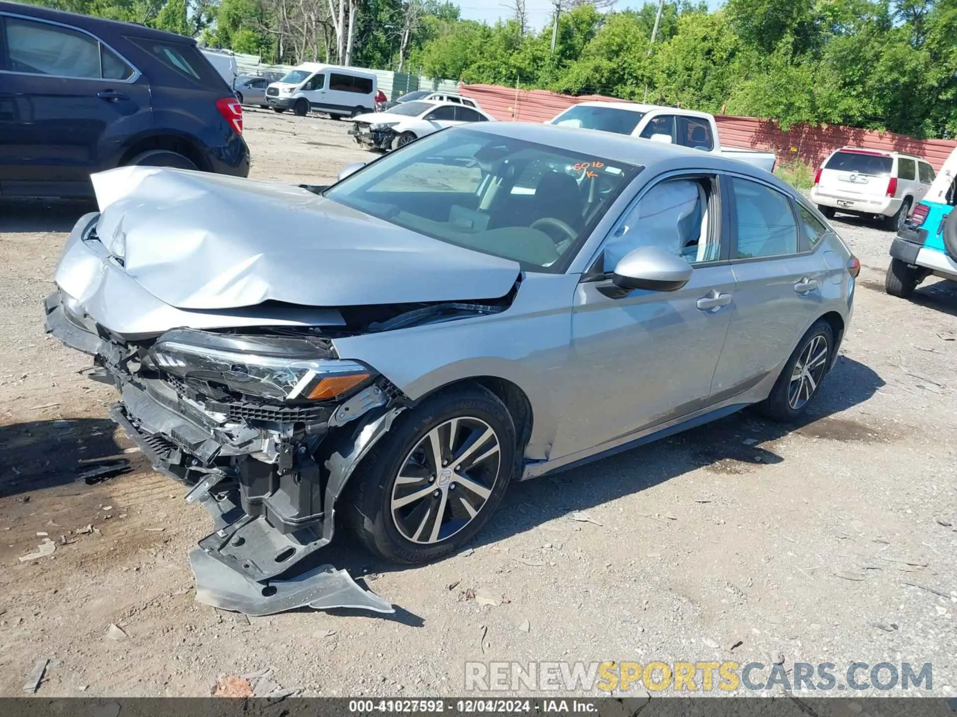 2 Photograph of a damaged car 19XFL2H58RE006016 HONDA CIVIC 2024