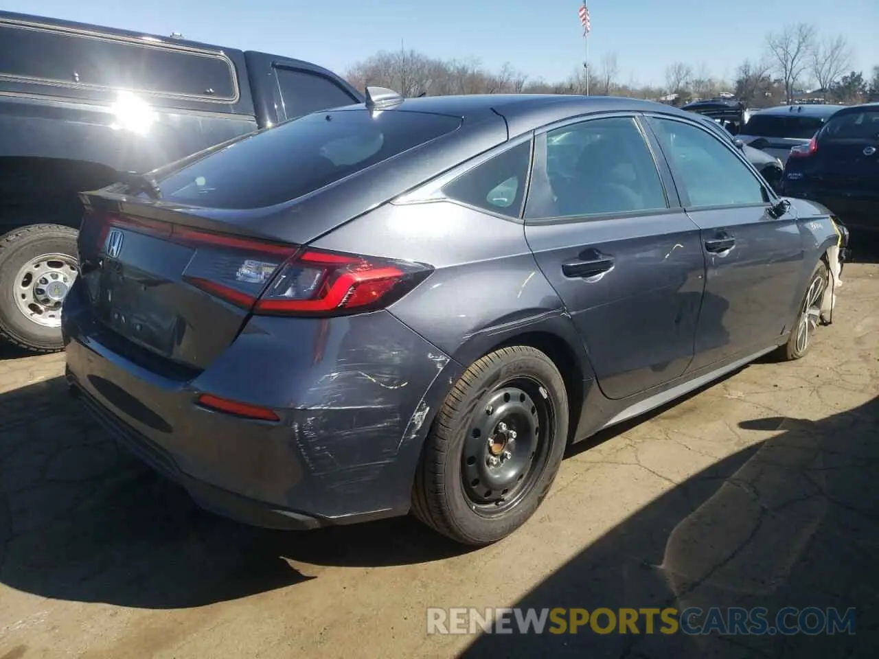 3 Photograph of a damaged car 19XFL2H58RE017257 HONDA CIVIC 2024