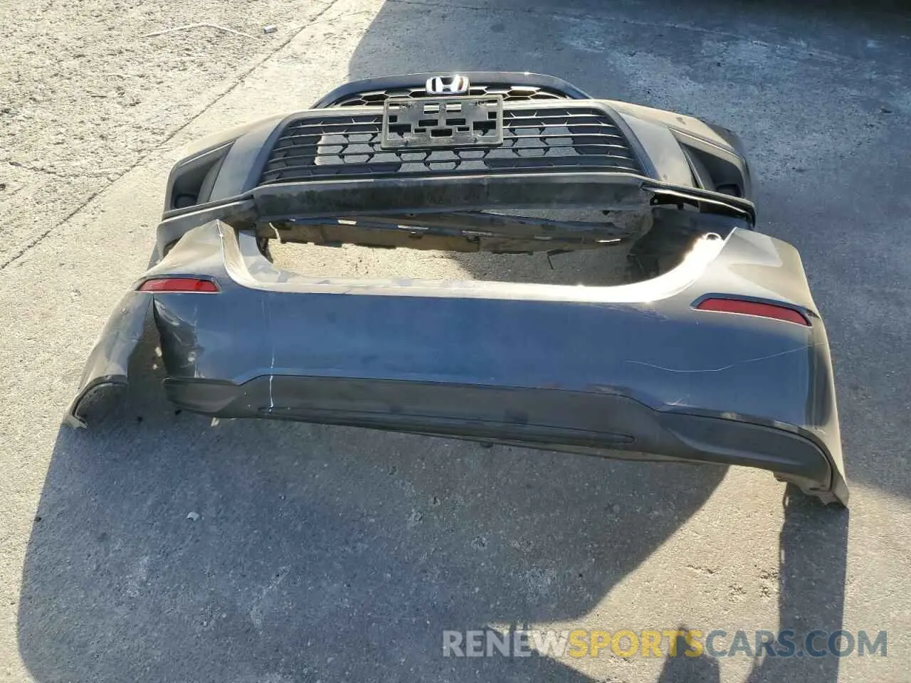 12 Photograph of a damaged car 19XFL2H58RE041378 HONDA CIVIC 2024