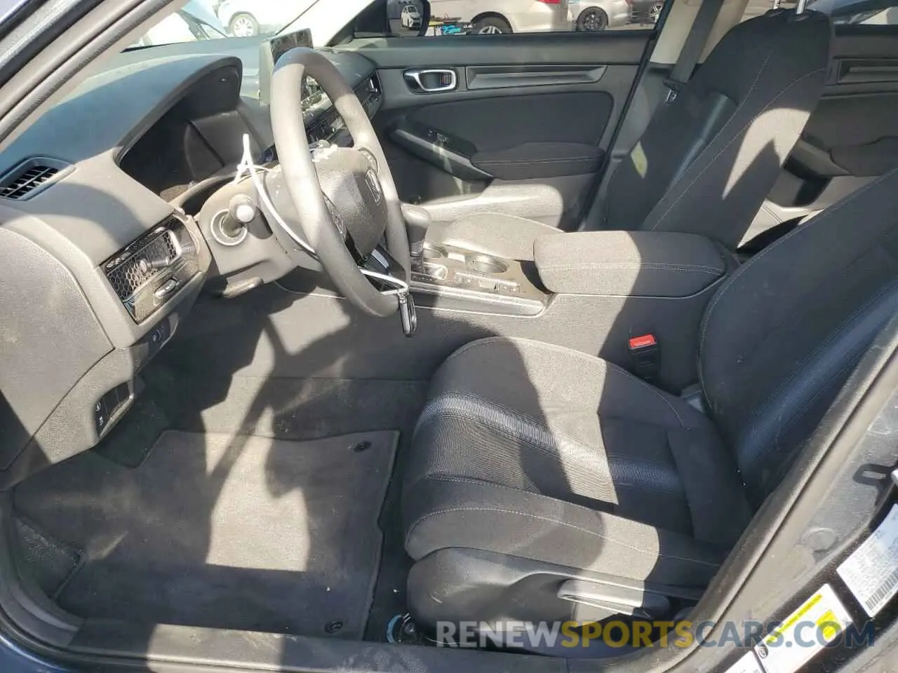 7 Photograph of a damaged car 19XFL2H58RE041378 HONDA CIVIC 2024