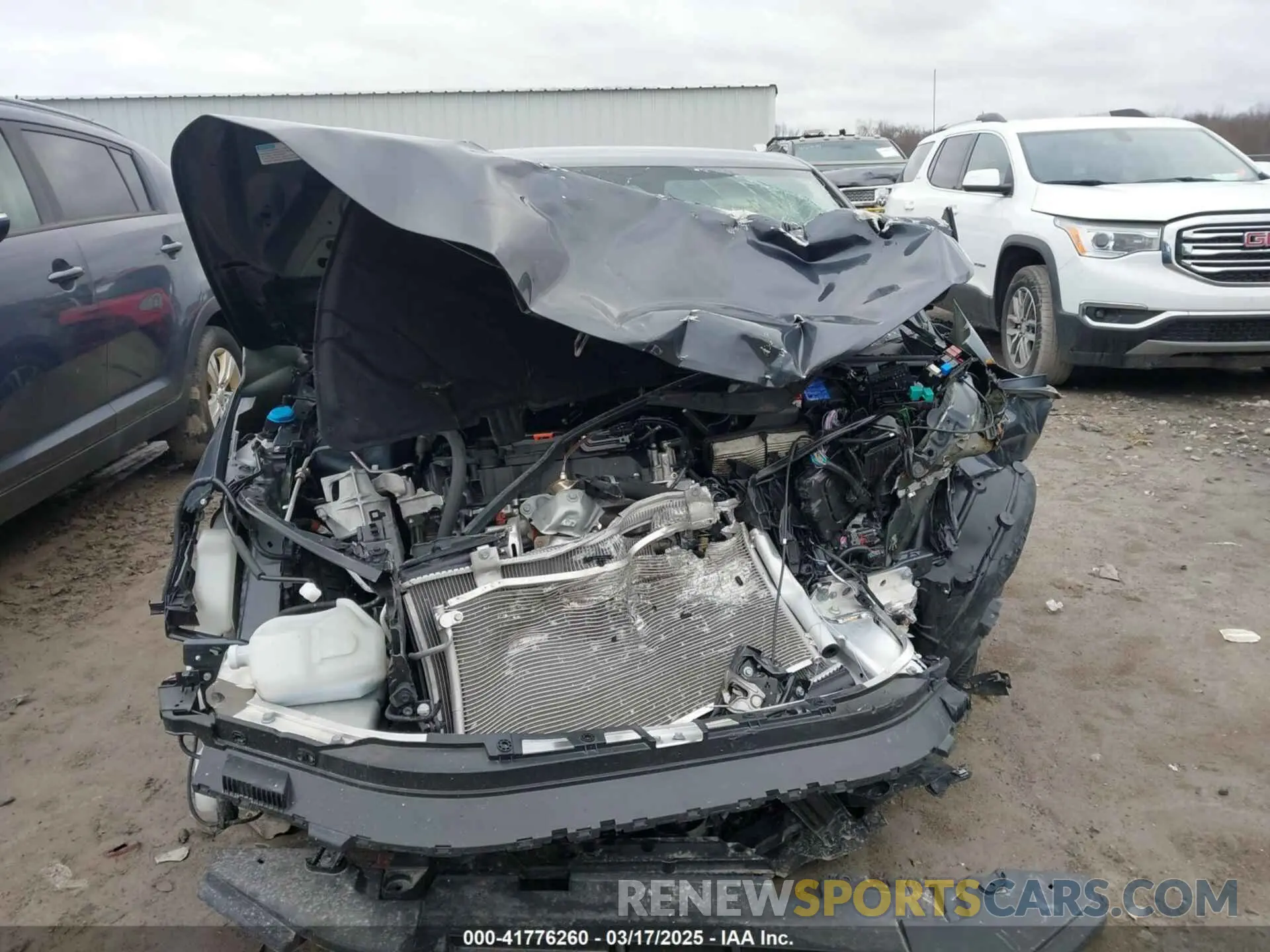 11 Photograph of a damaged car 19XFL2H5XRE023870 HONDA CIVIC 2024