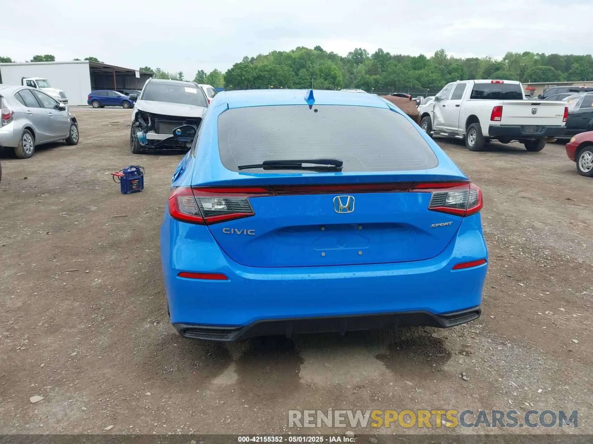16 Photograph of a damaged car 19XFL2H80RE001273 HONDA CIVIC 2024