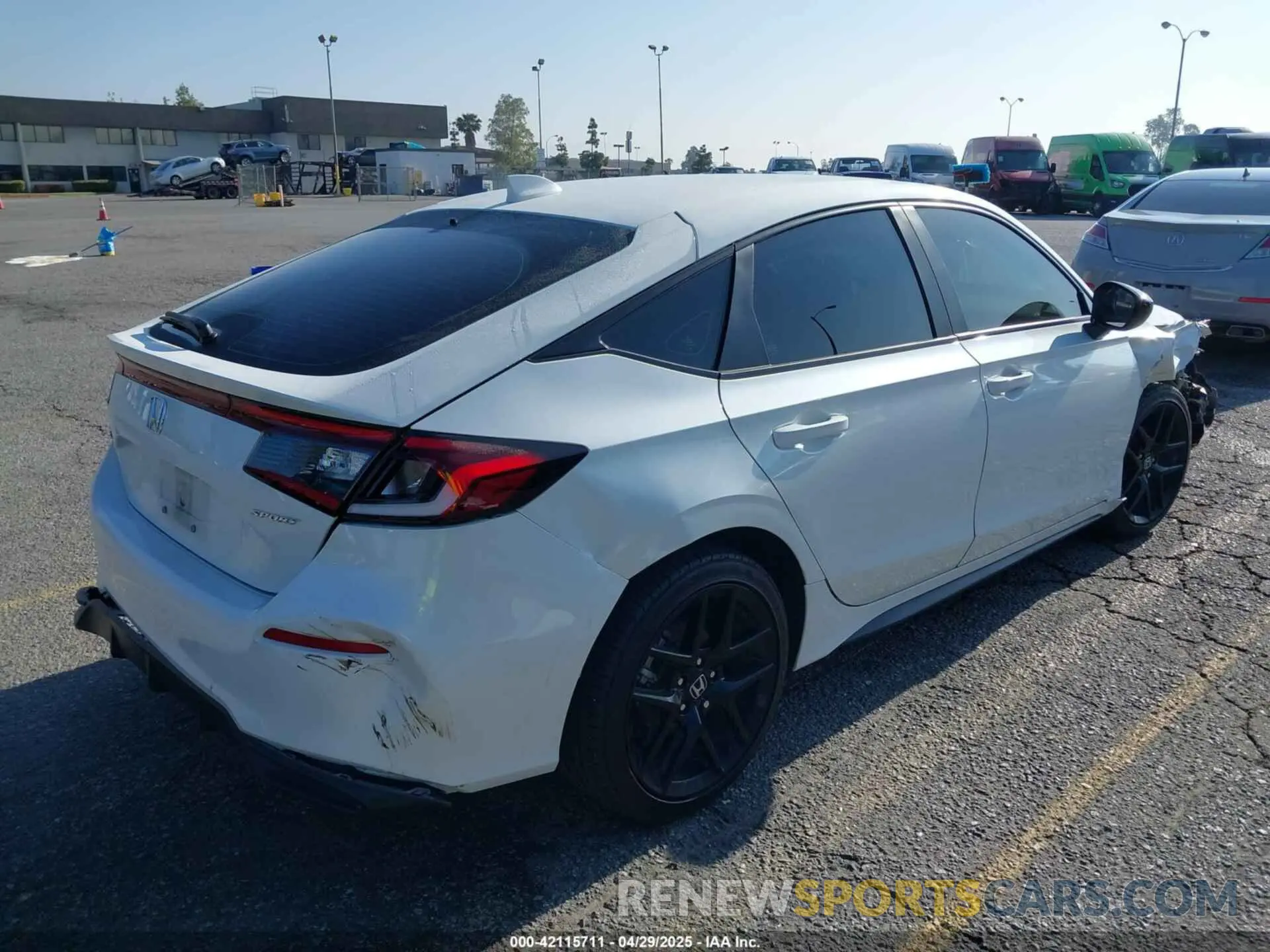 4 Photograph of a damaged car 19XFL2H80RE027436 HONDA CIVIC 2024