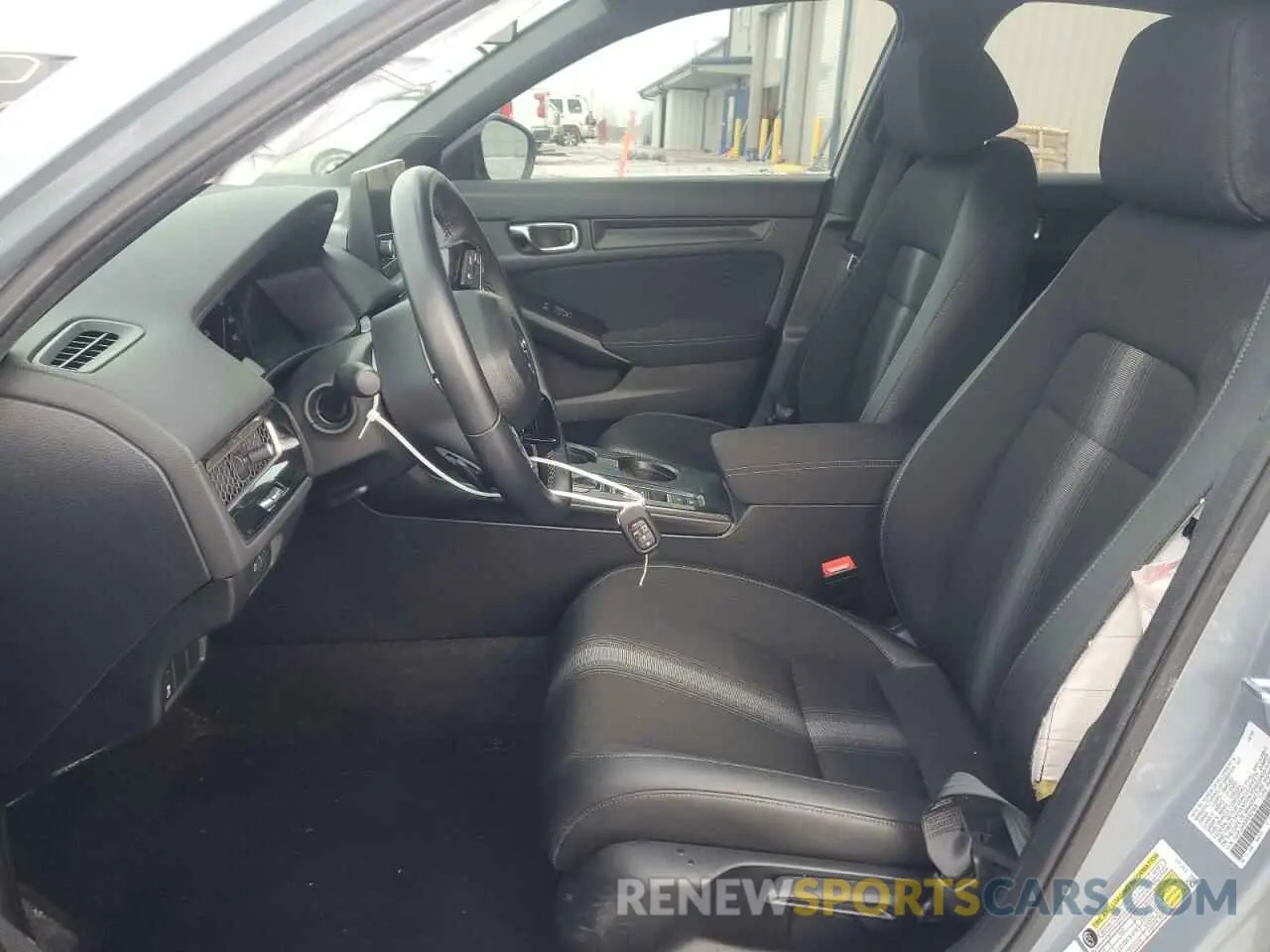 7 Photograph of a damaged car 19XFL2H80RE027808 HONDA CIVIC 2024