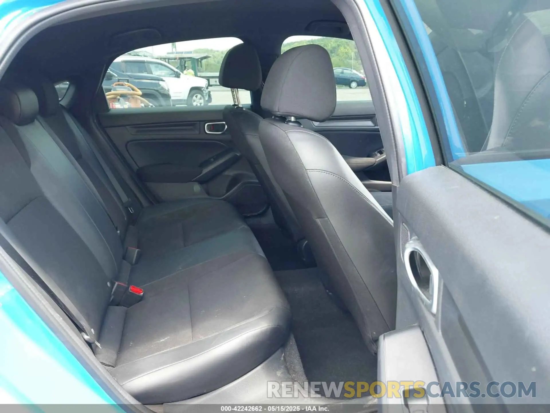8 Photograph of a damaged car 19XFL2H80RE030062 HONDA CIVIC 2024