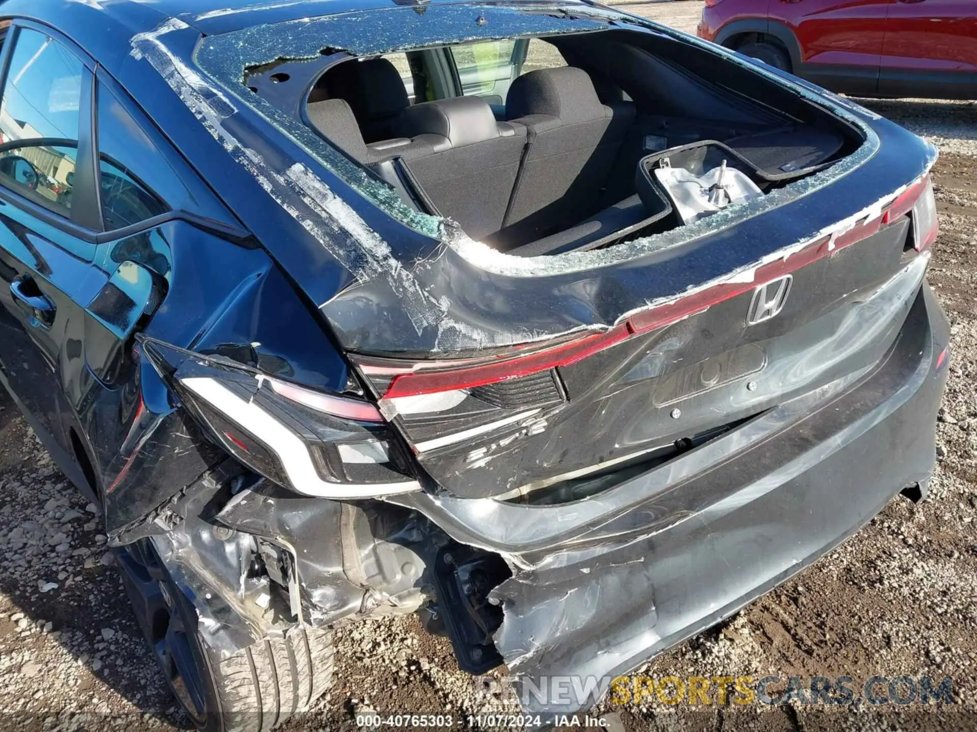 6 Photograph of a damaged car 19XFL2H81RE007180 HONDA CIVIC 2024