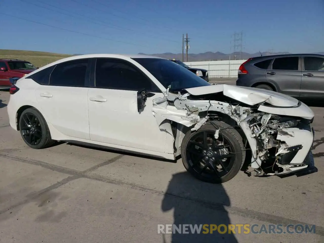 4 Photograph of a damaged car 19XFL2H81RE010869 HONDA CIVIC 2024