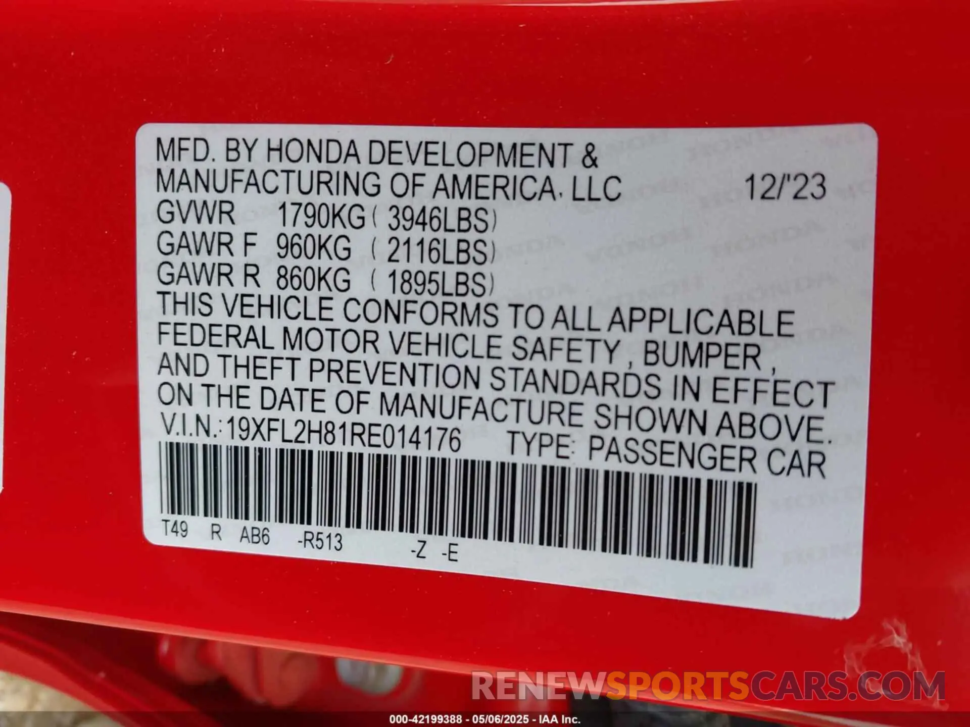 9 Photograph of a damaged car 19XFL2H81RE014176 HONDA CIVIC 2024