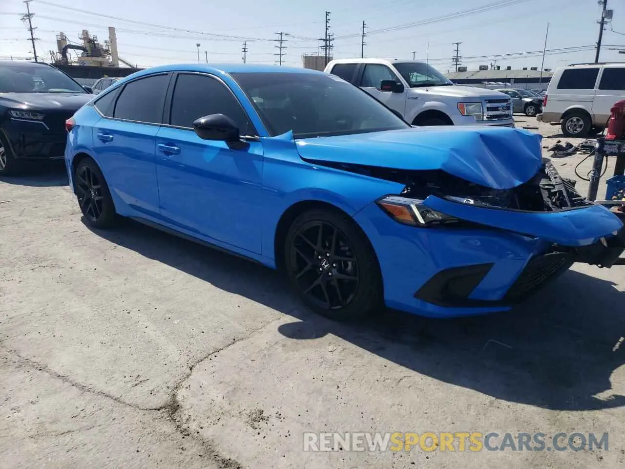 4 Photograph of a damaged car 19XFL2H81RE014419 HONDA CIVIC 2024