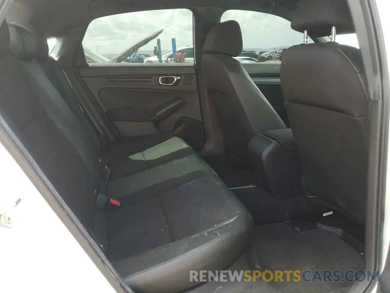 10 Photograph of a damaged car 19XFL2H81RE014985 HONDA CIVIC 2024