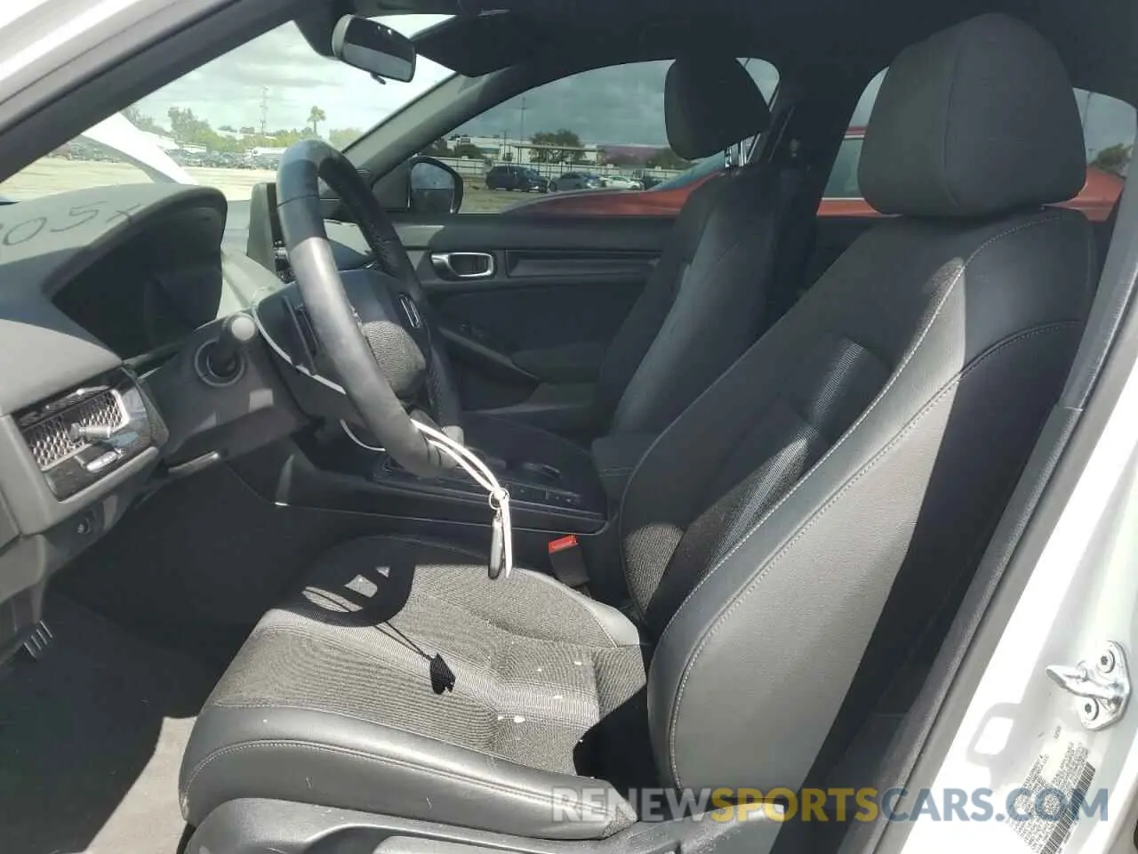 7 Photograph of a damaged car 19XFL2H81RE014985 HONDA CIVIC 2024