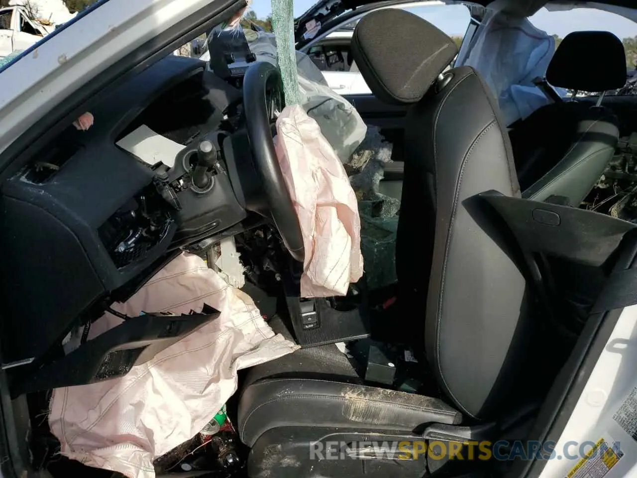 7 Photograph of a damaged car 19XFL2H81RE019362 HONDA CIVIC 2024