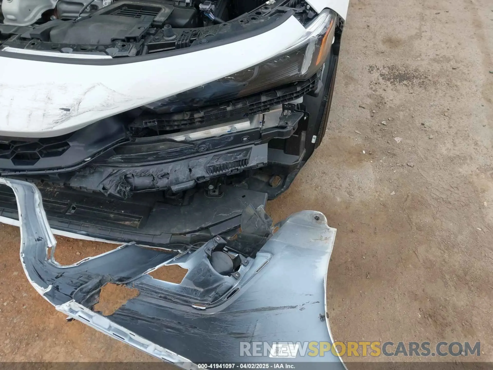 6 Photograph of a damaged car 19XFL2H81RE023671 HONDA CIVIC 2024