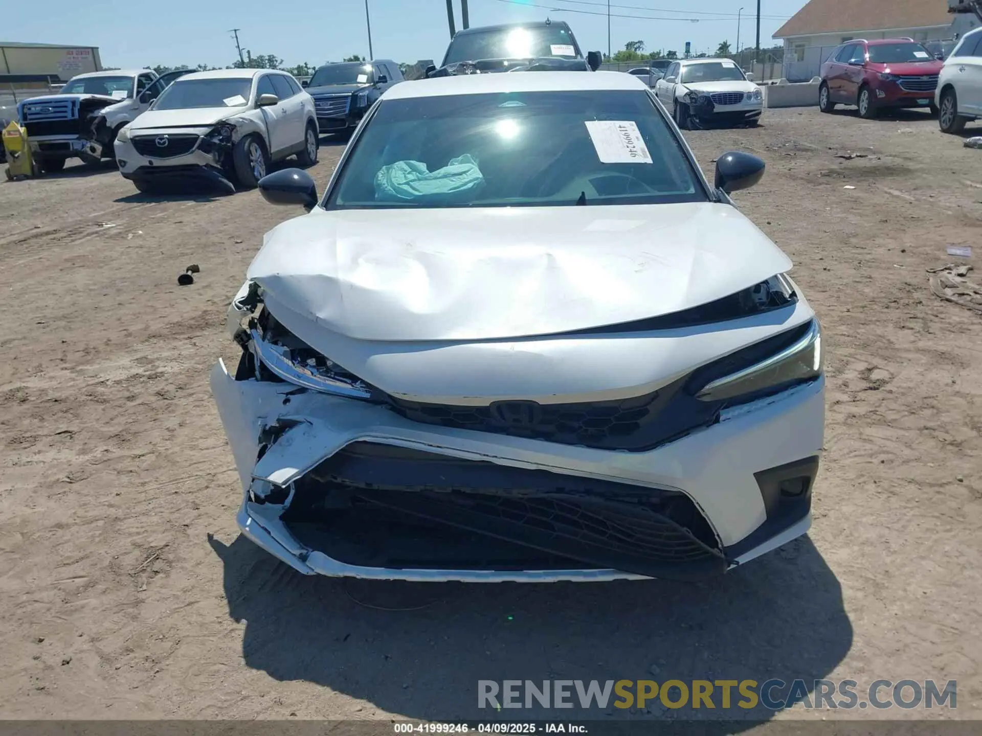 12 Photograph of a damaged car 19XFL2H81RE027140 HONDA CIVIC 2024