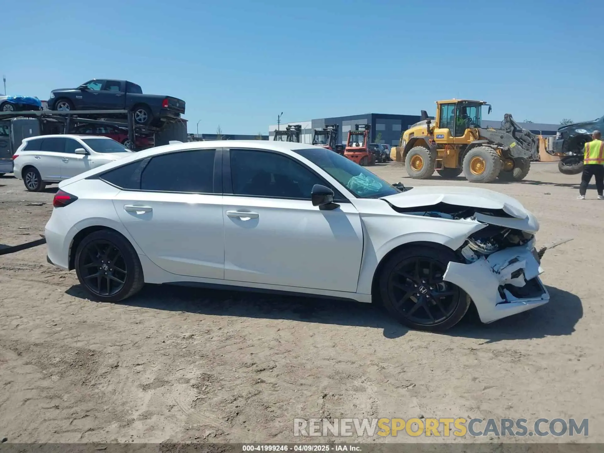 13 Photograph of a damaged car 19XFL2H81RE027140 HONDA CIVIC 2024