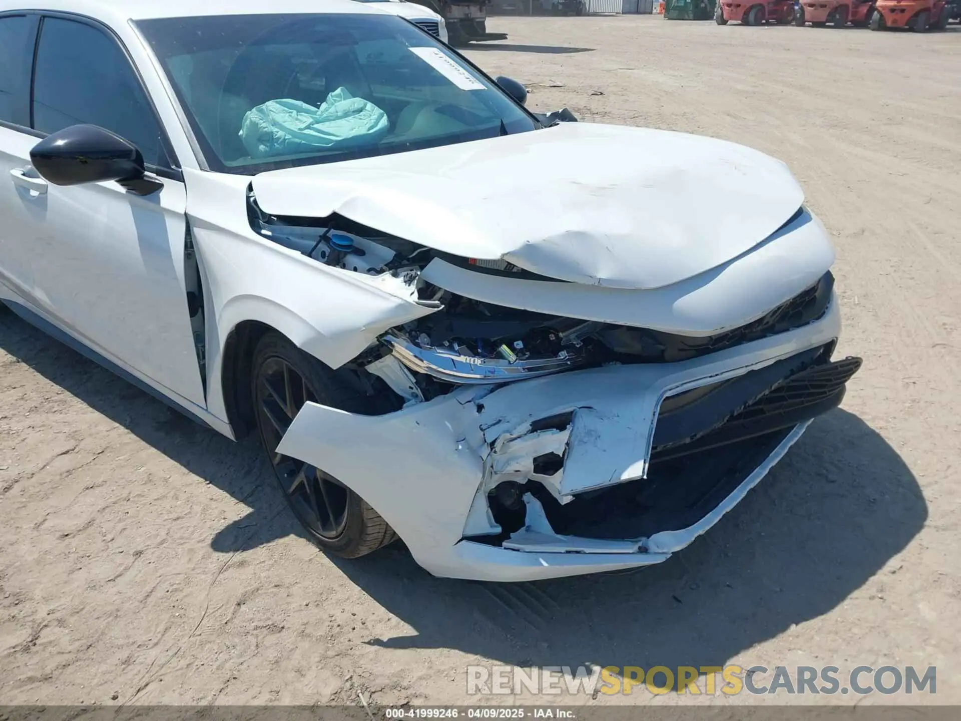 6 Photograph of a damaged car 19XFL2H81RE027140 HONDA CIVIC 2024
