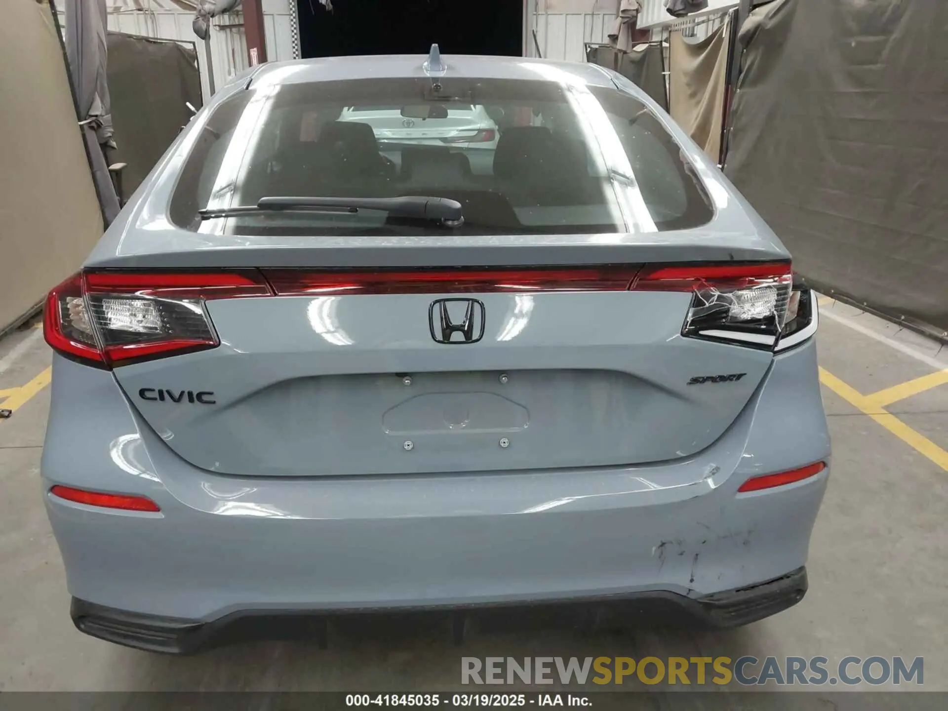 16 Photograph of a damaged car 19XFL2H81RE027767 HONDA CIVIC 2024