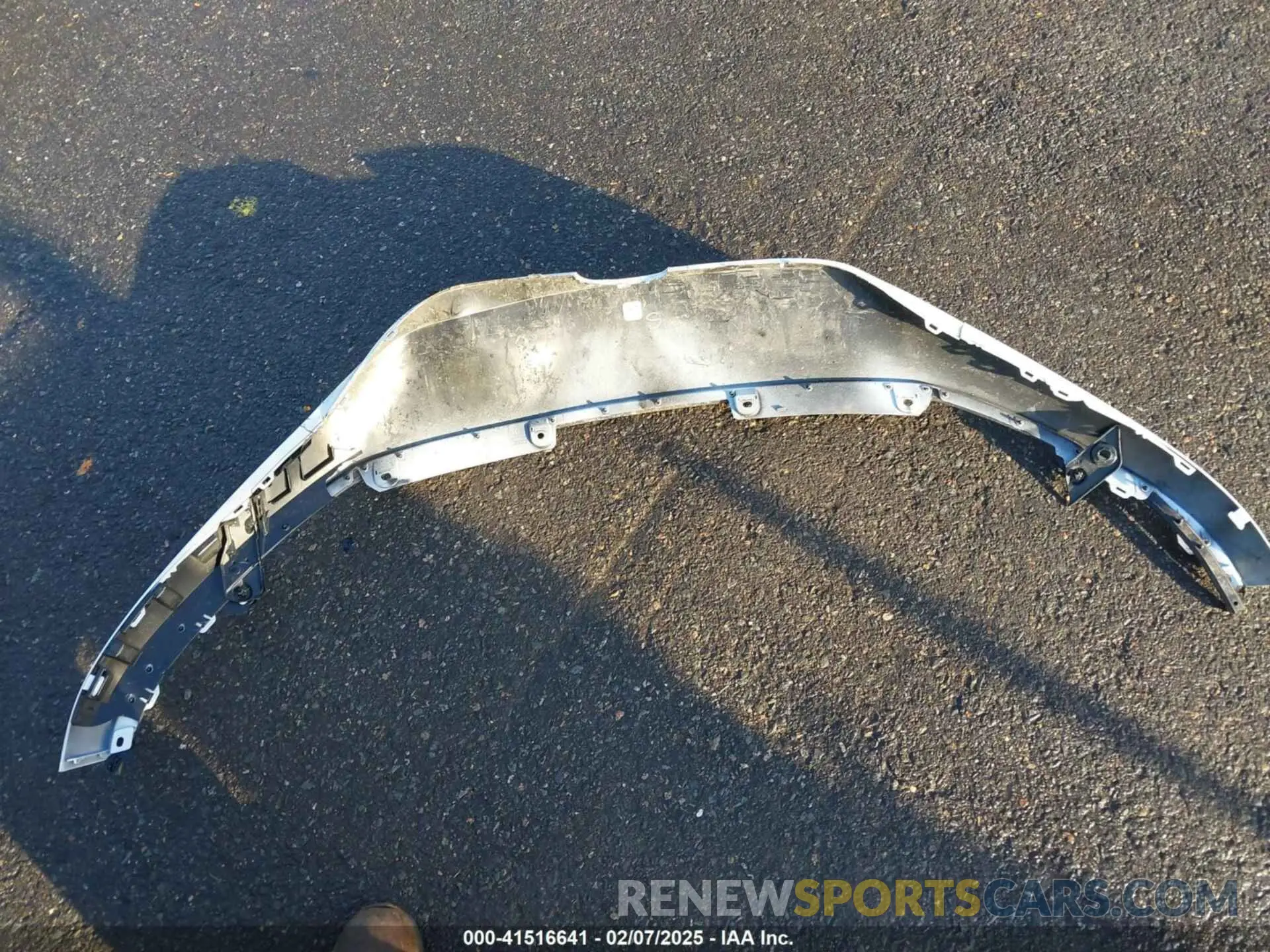 12 Photograph of a damaged car 19XFL2H81RE035223 HONDA CIVIC 2024