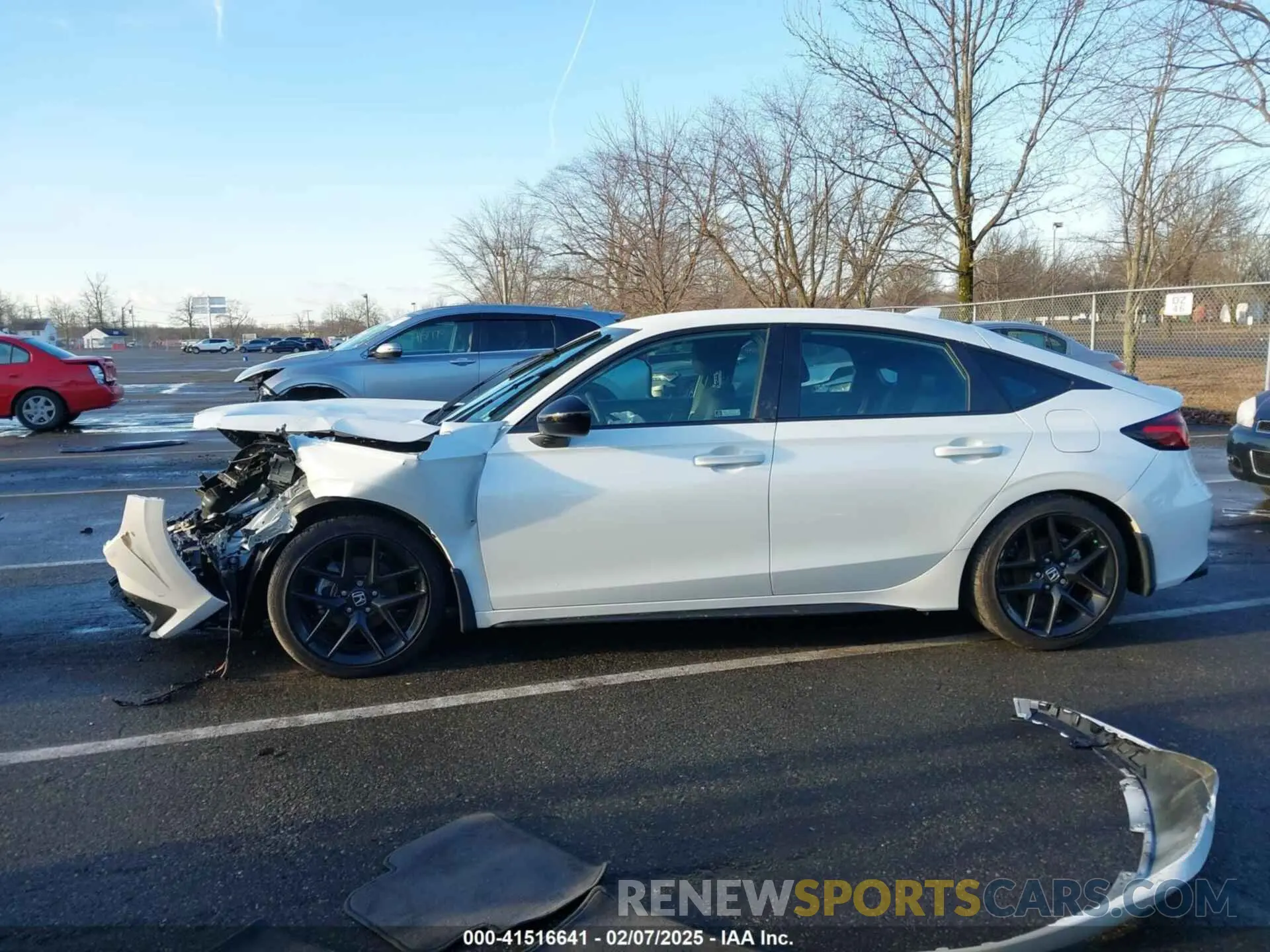 15 Photograph of a damaged car 19XFL2H81RE035223 HONDA CIVIC 2024