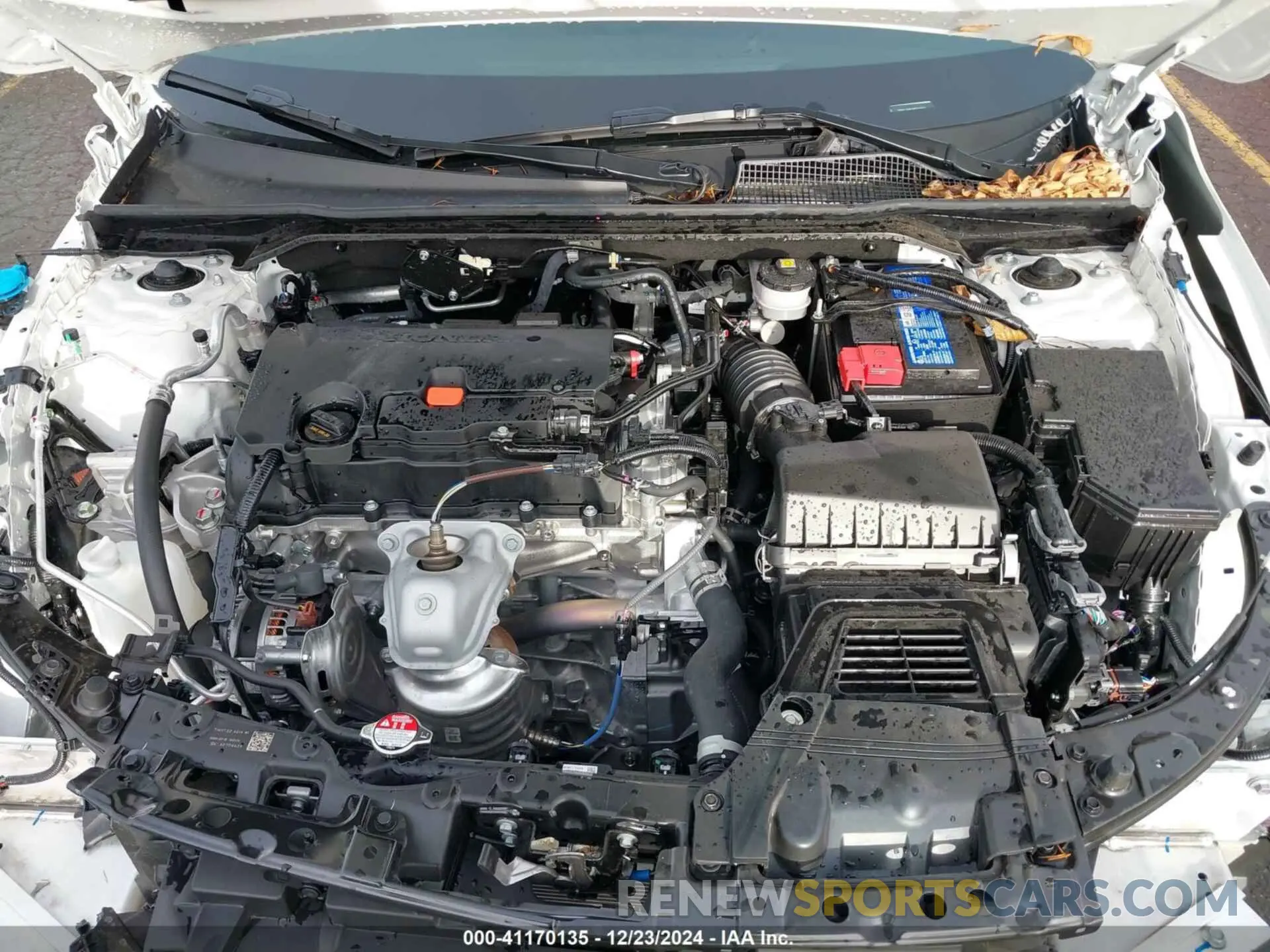 10 Photograph of a damaged car 19XFL2H81RE039353 HONDA CIVIC 2024