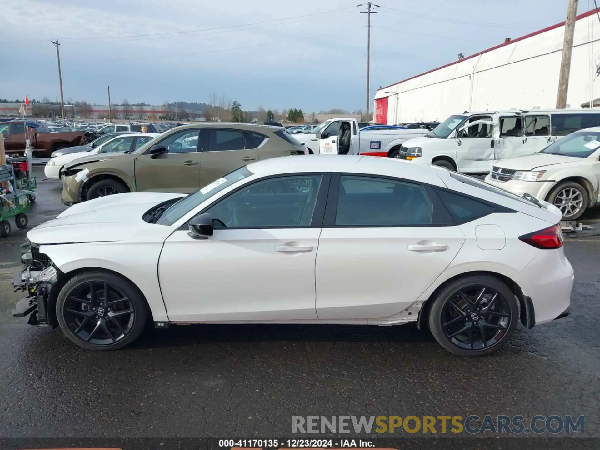 15 Photograph of a damaged car 19XFL2H81RE039353 HONDA CIVIC 2024