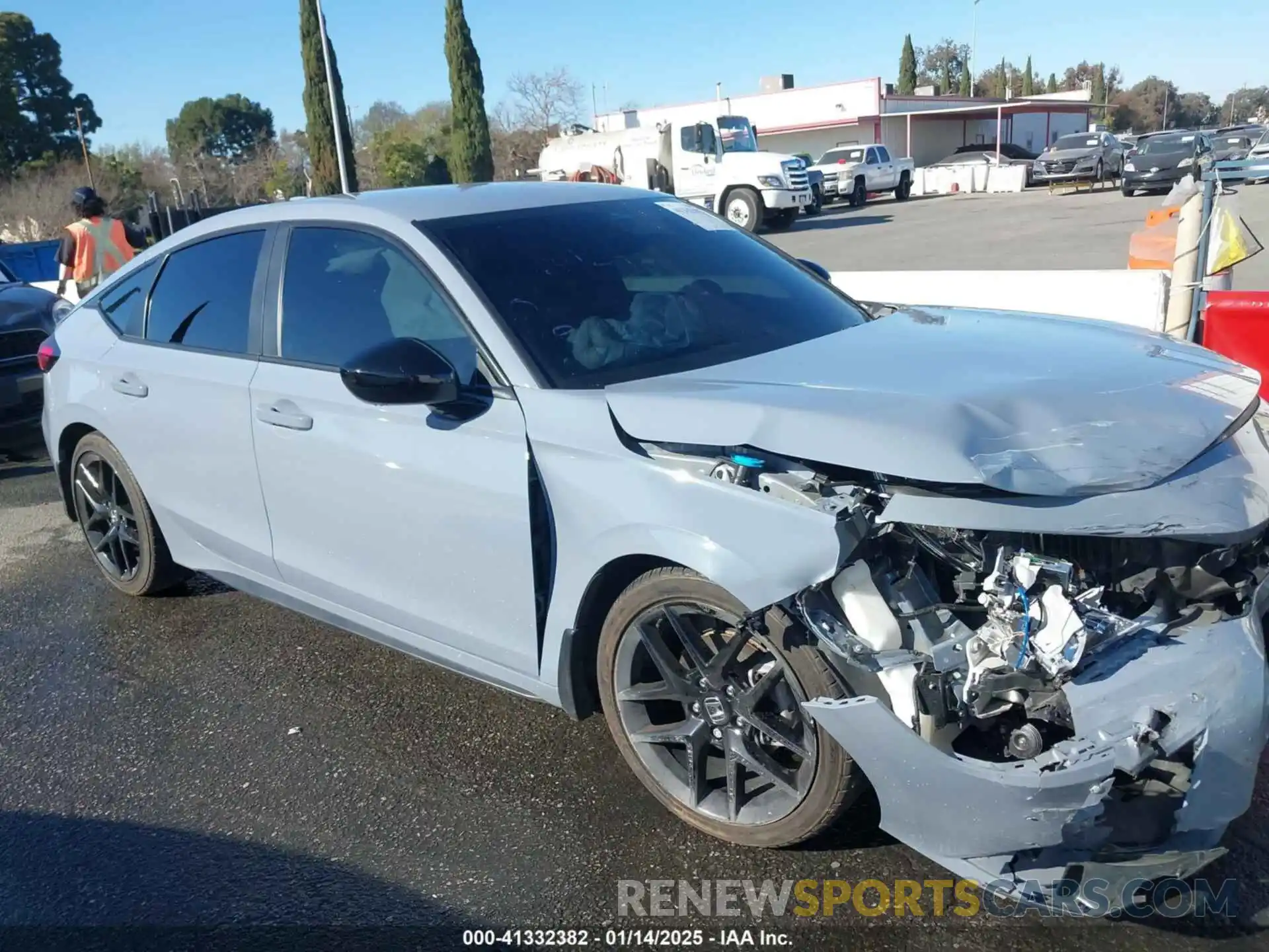 13 Photograph of a damaged car 19XFL2H82RE009360 HONDA CIVIC 2024