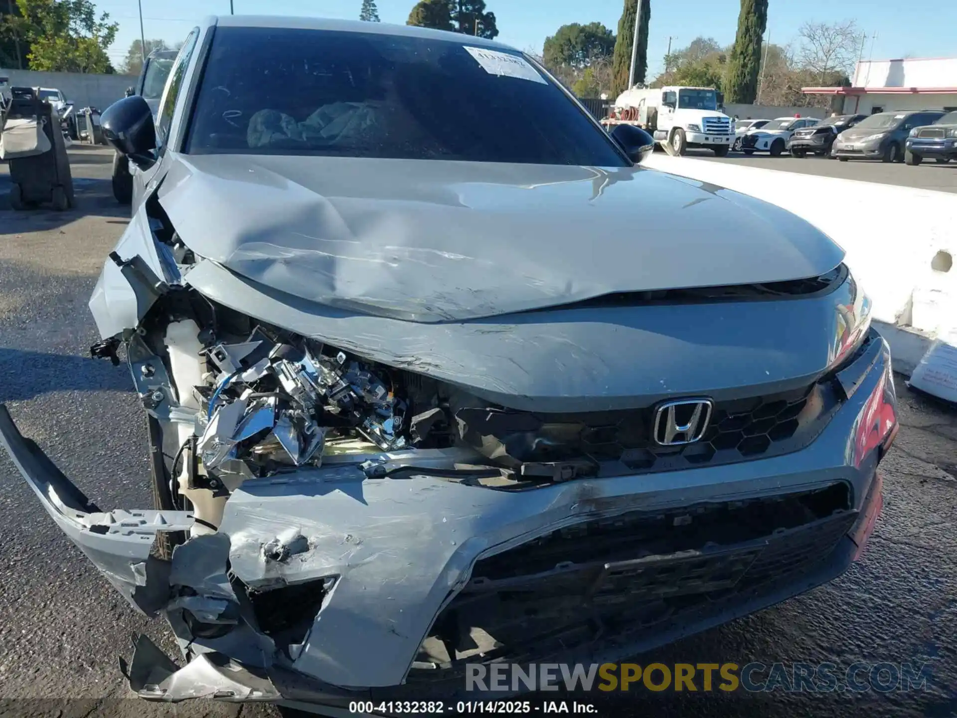 6 Photograph of a damaged car 19XFL2H82RE009360 HONDA CIVIC 2024